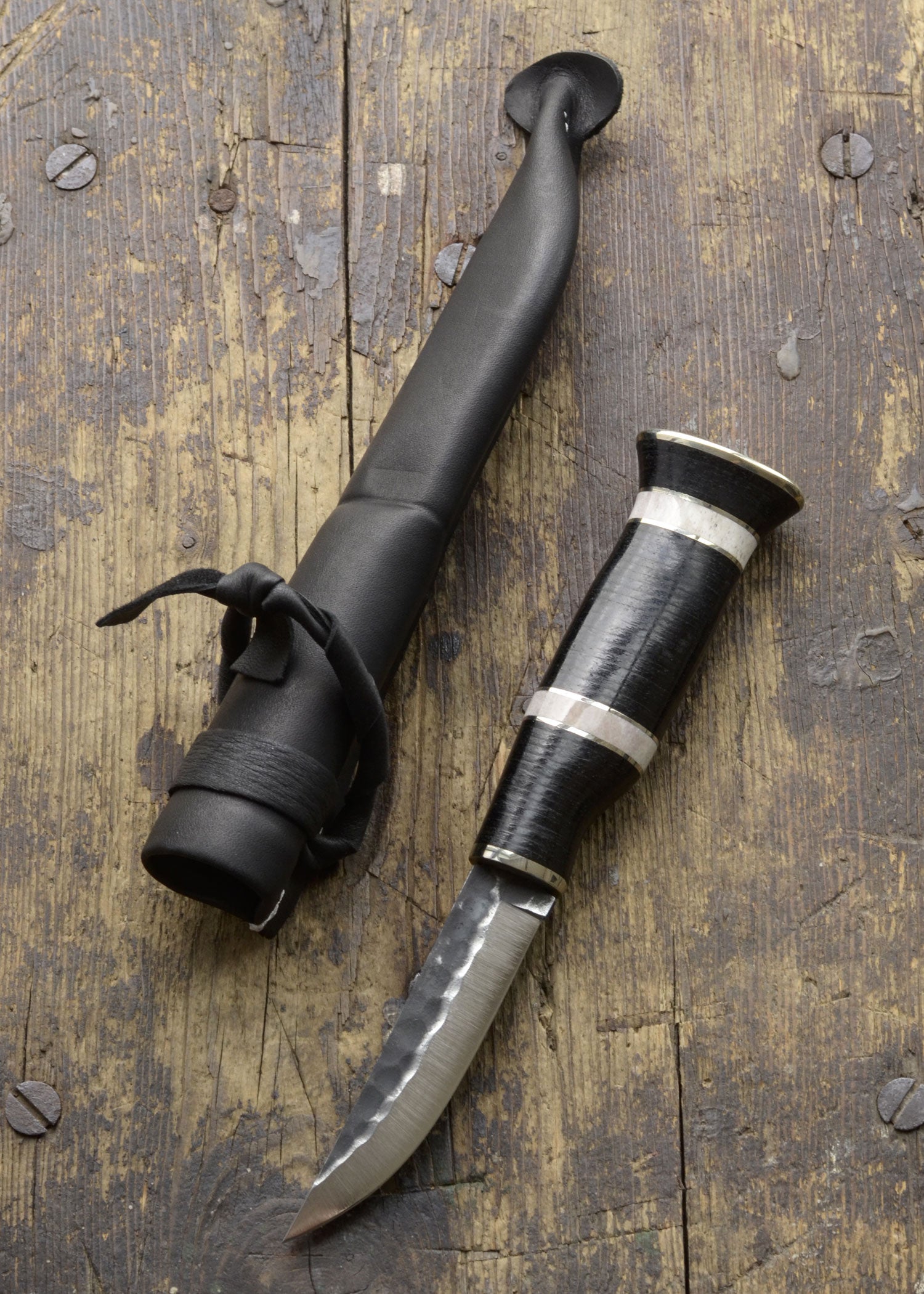 Imagen única de: Cuchillo De Caza Con Mango De Cuero, Wood Jewel