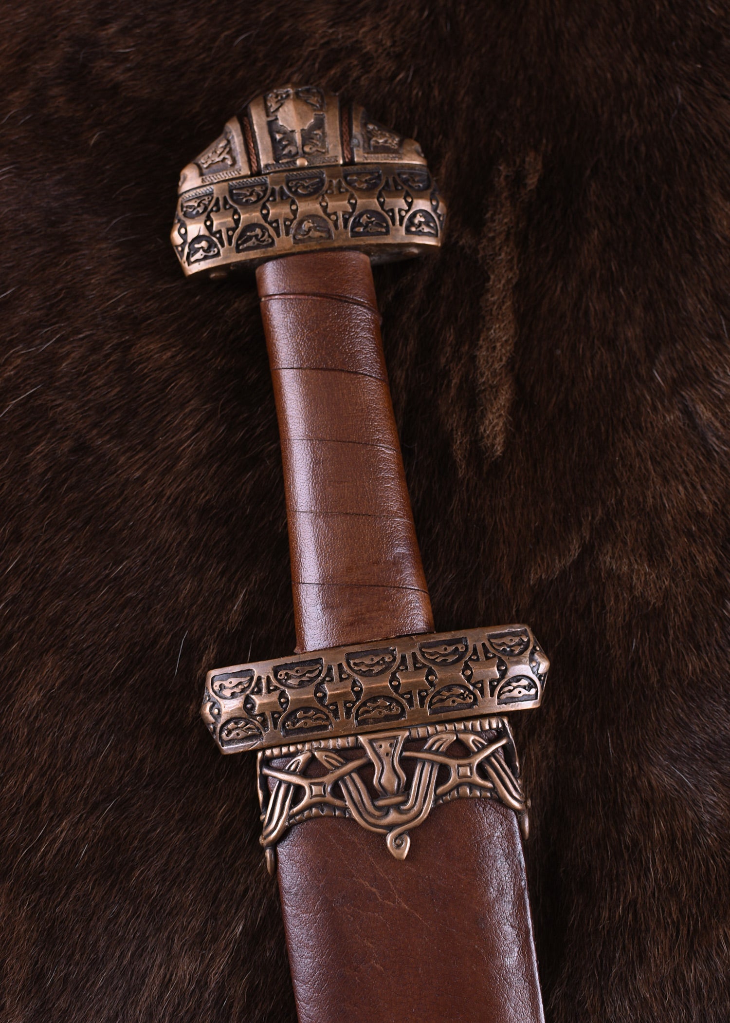 Imagen única de: Espada Vikinga (Isla Eigg) Con Mango De Cuero, Hoja Endurecida Categoría-B
