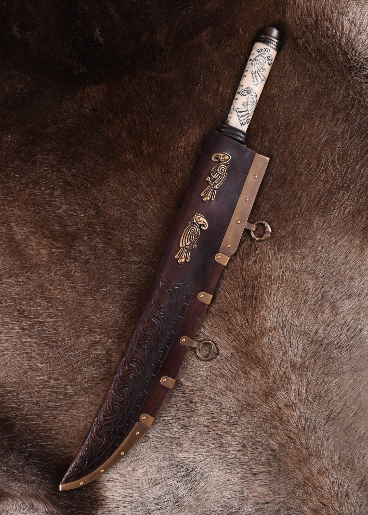 Imagen única de: Sax (Seax) Largo Vikingo, Mango De Hueso Con Cuervos Nórdicos Hugin Y Munin