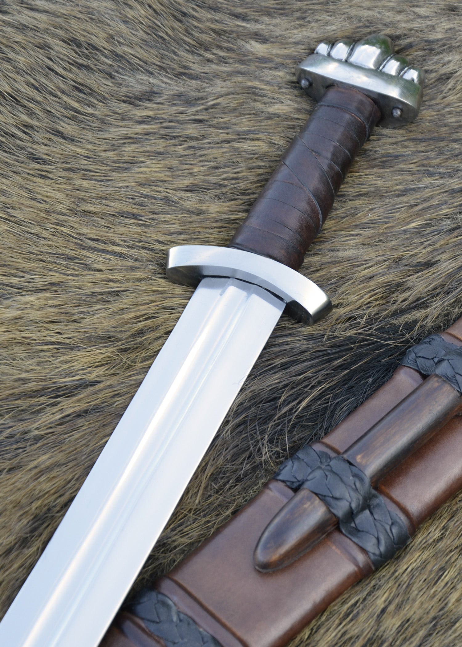 Imagen única de: Espada Vikinga Con Vaina, Siglo X, Versión Regular , Categoría-C