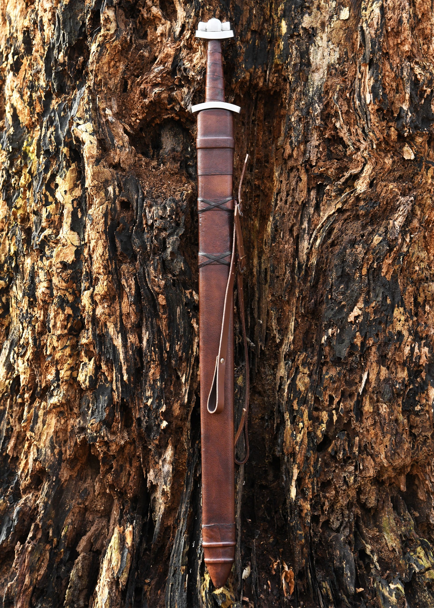 Imagen única de: Espada Vikinga Temprana Godfred Con Vaina , Categoría-C