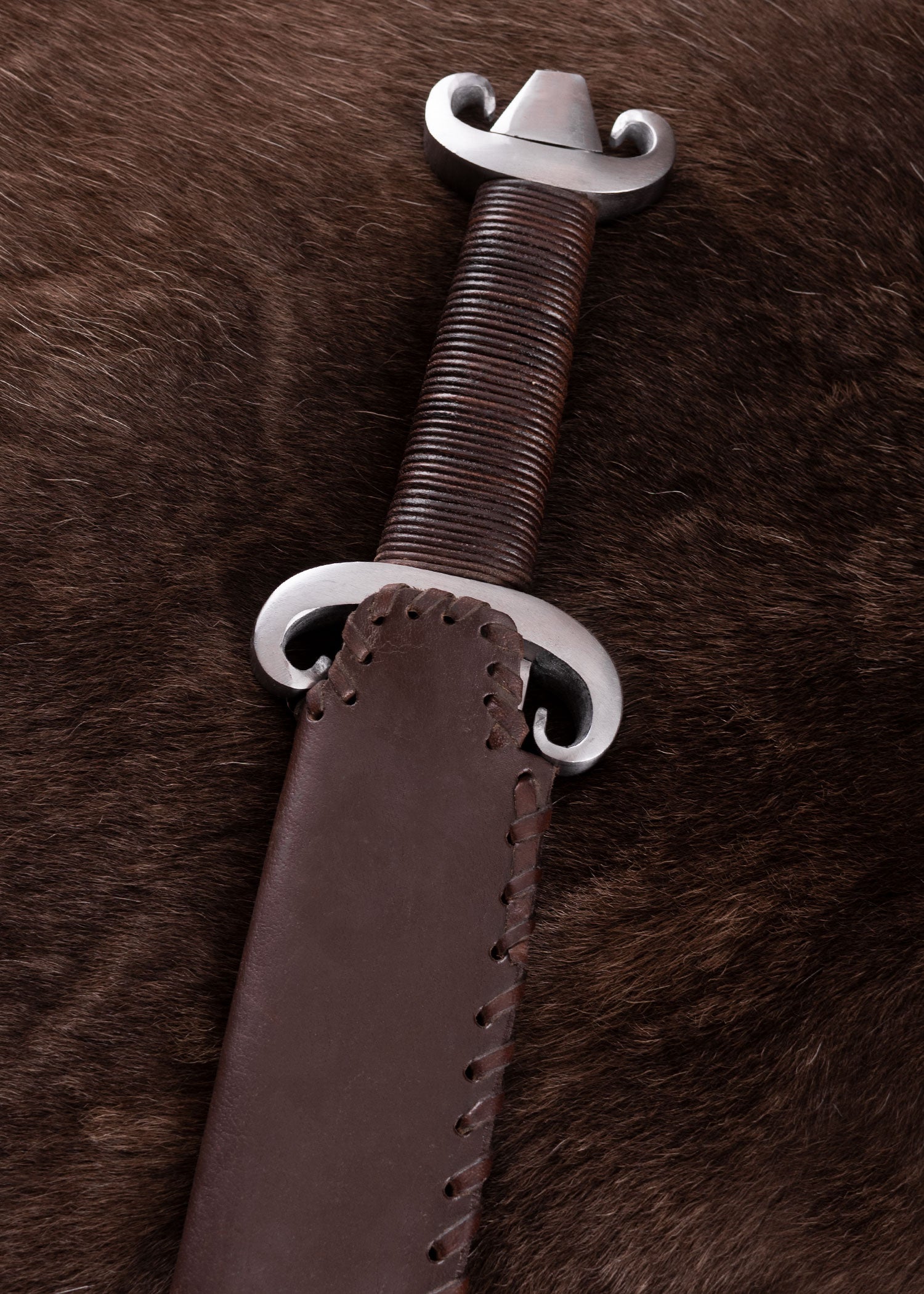 Imagen única de: Sax (Seax) Largo Vikingo, Peterson Tipo G, Con Funda De Cuero