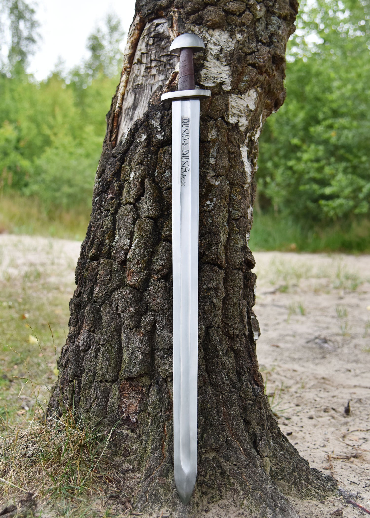 Imagen única de: Espada Vikinga Duna Duna Con Vaina, Siglo X. , Categoría-C