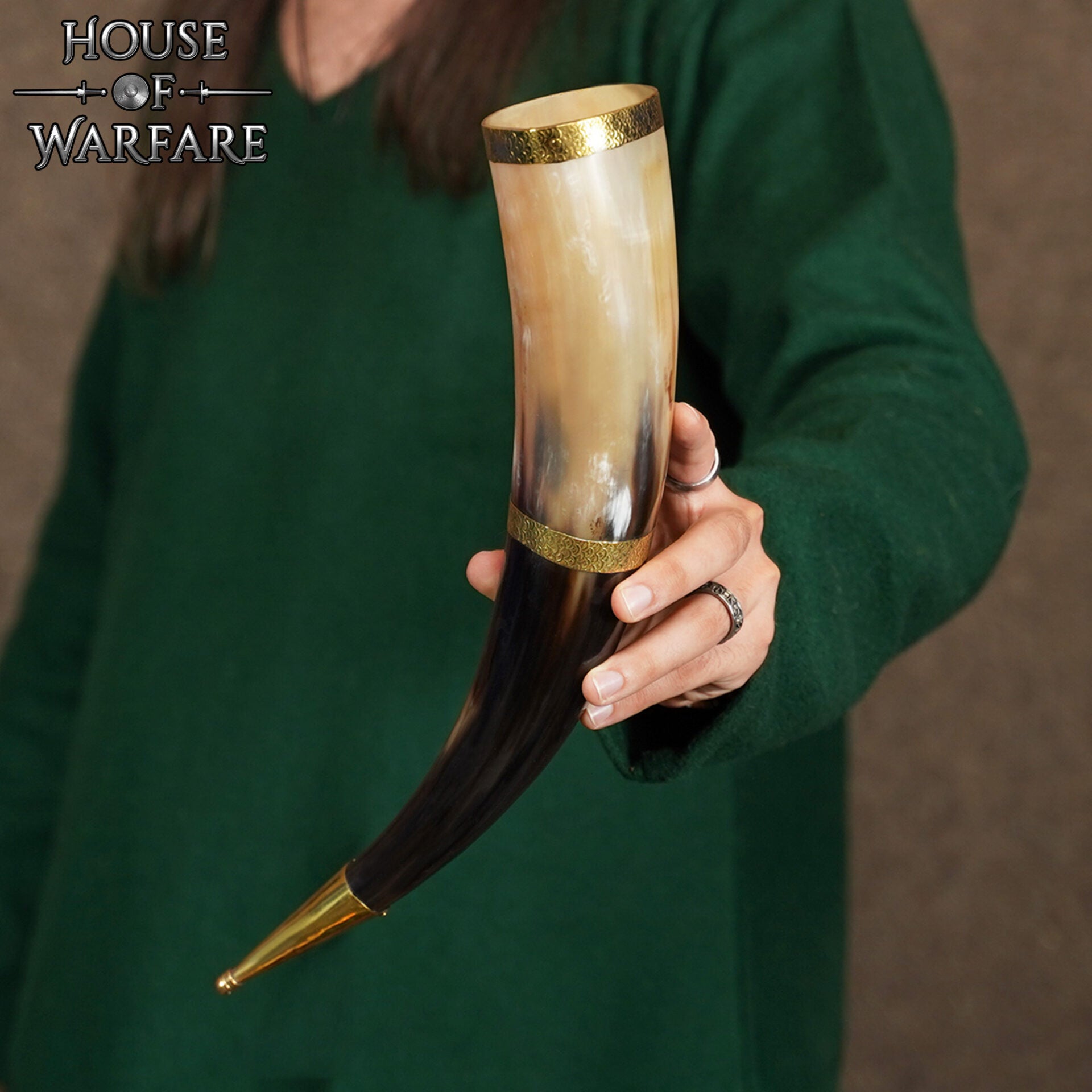 Imagen única de: Cuerno Medieval Vikingo para Beber con Adornos de Latón - Larp, Temas Vikingos