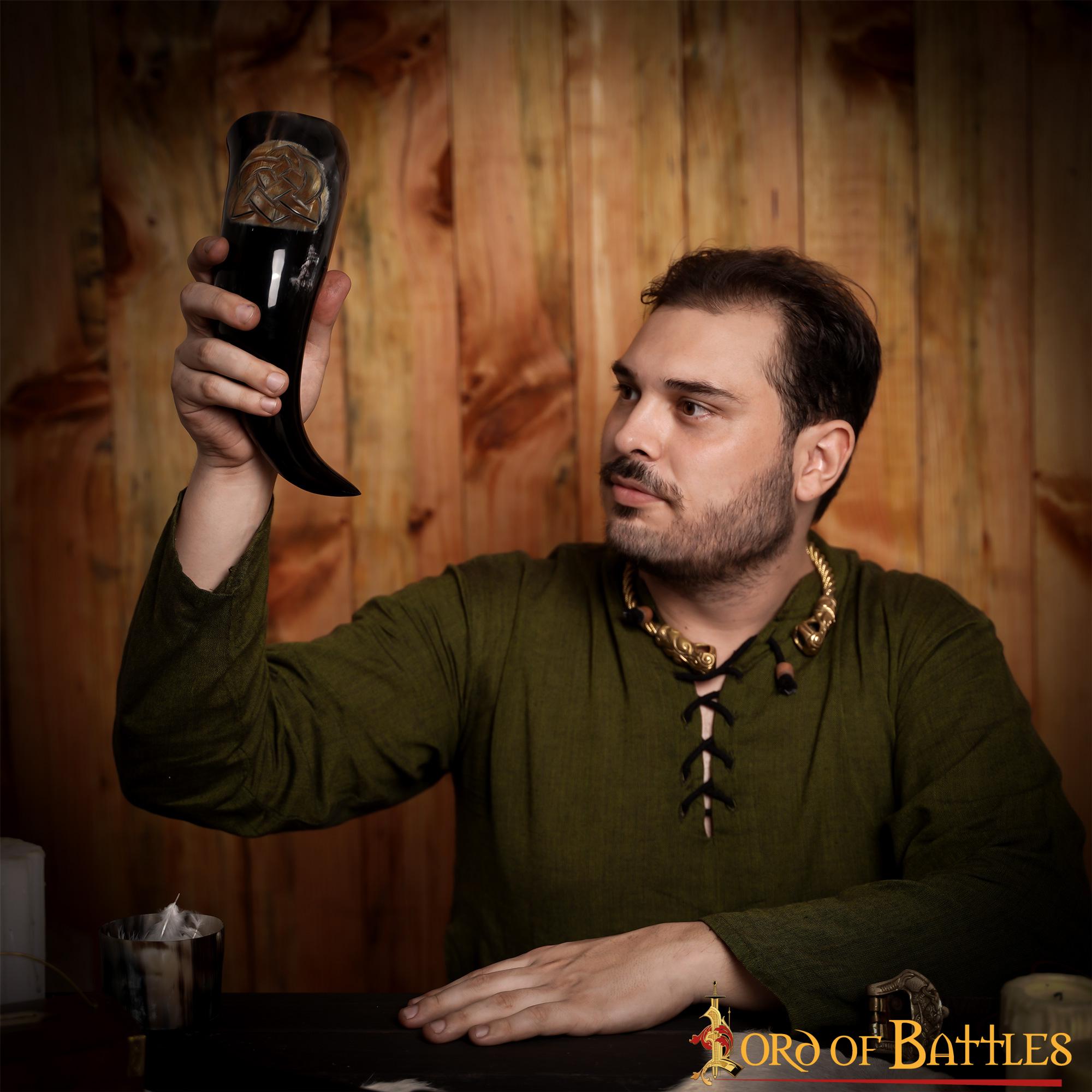 Imagen única de: Cuerno para Beber "el Juramento Trenzado" 400 - 500 Ml Cuerno de Buey Auténtico Hecho a Mano