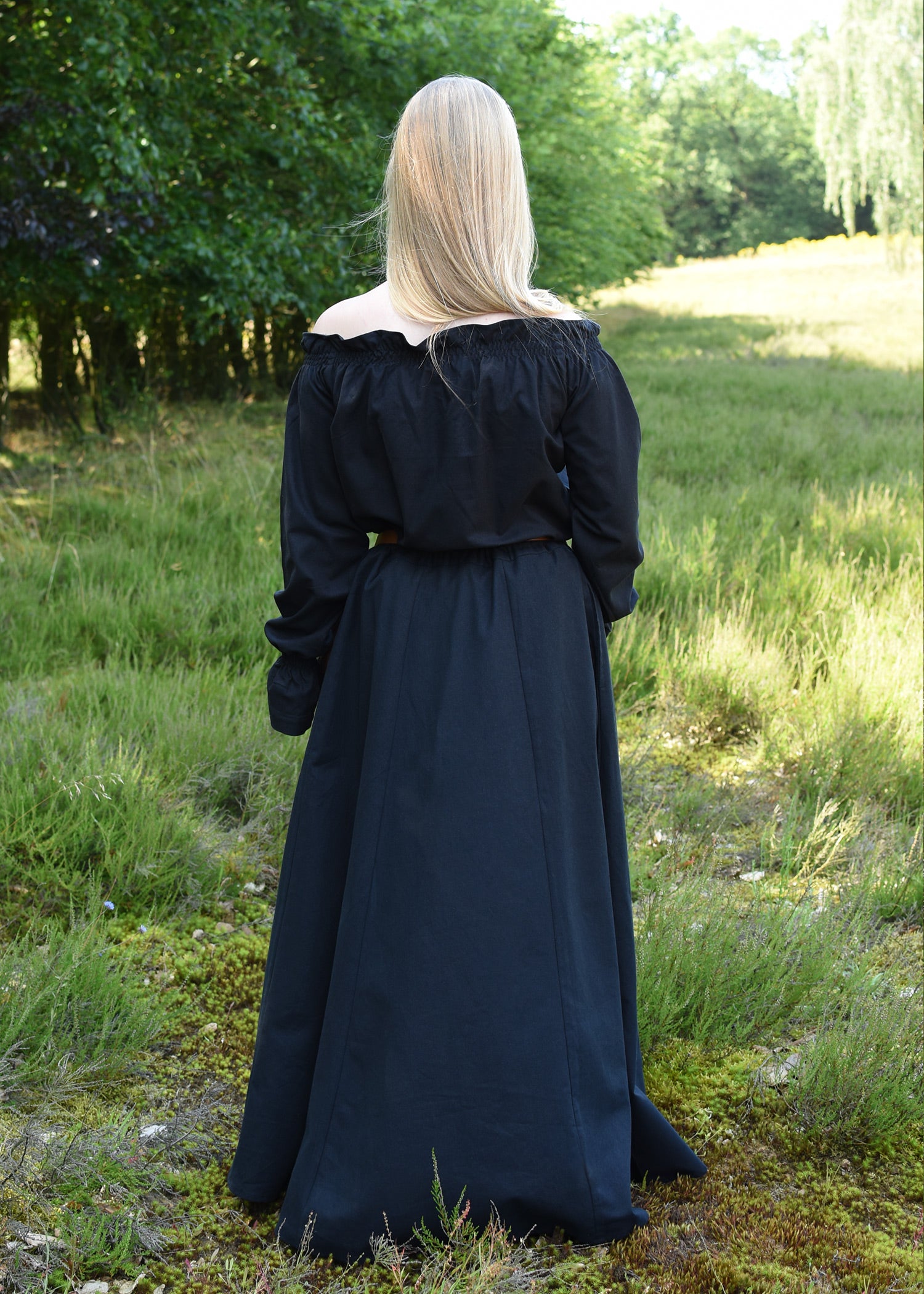 Imagen única de: Falda Medieval, De Vuelo, Negra