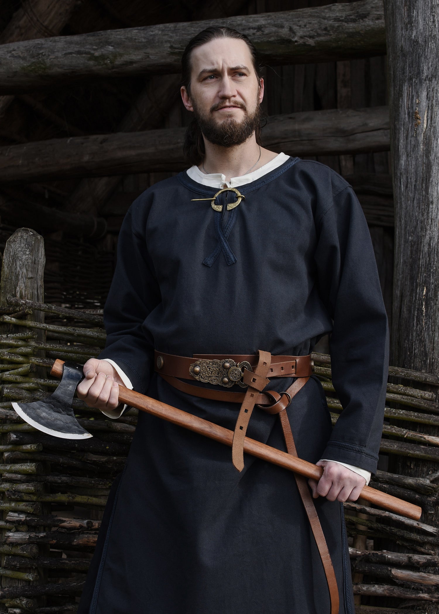 Imagen única de: Túnica Medieval Albrecht Con Borde, Mangas Largas, Azul Oscuro