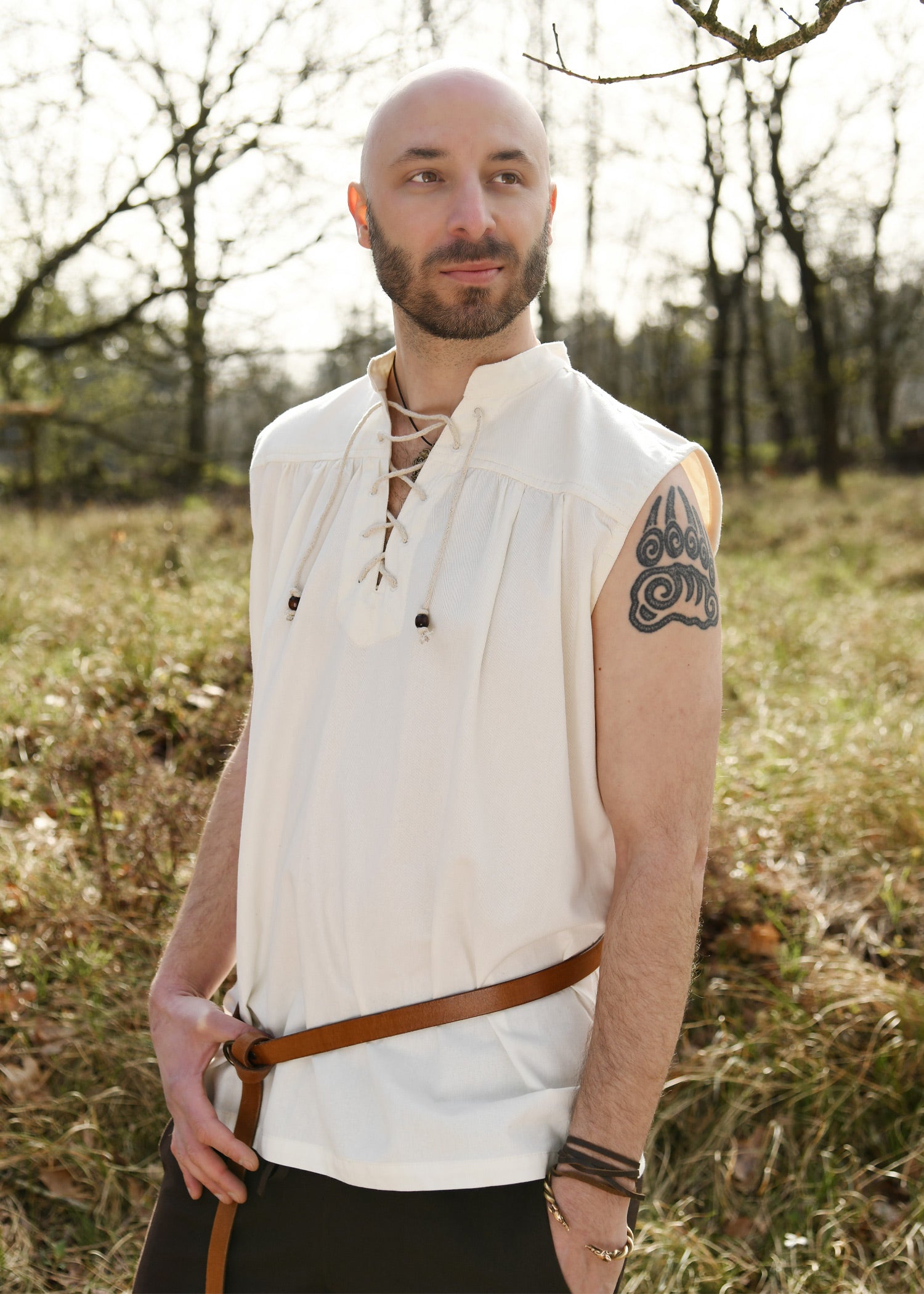 Imagen única de: Camisa Medieval Konstantin, Sin Mangas, Natural