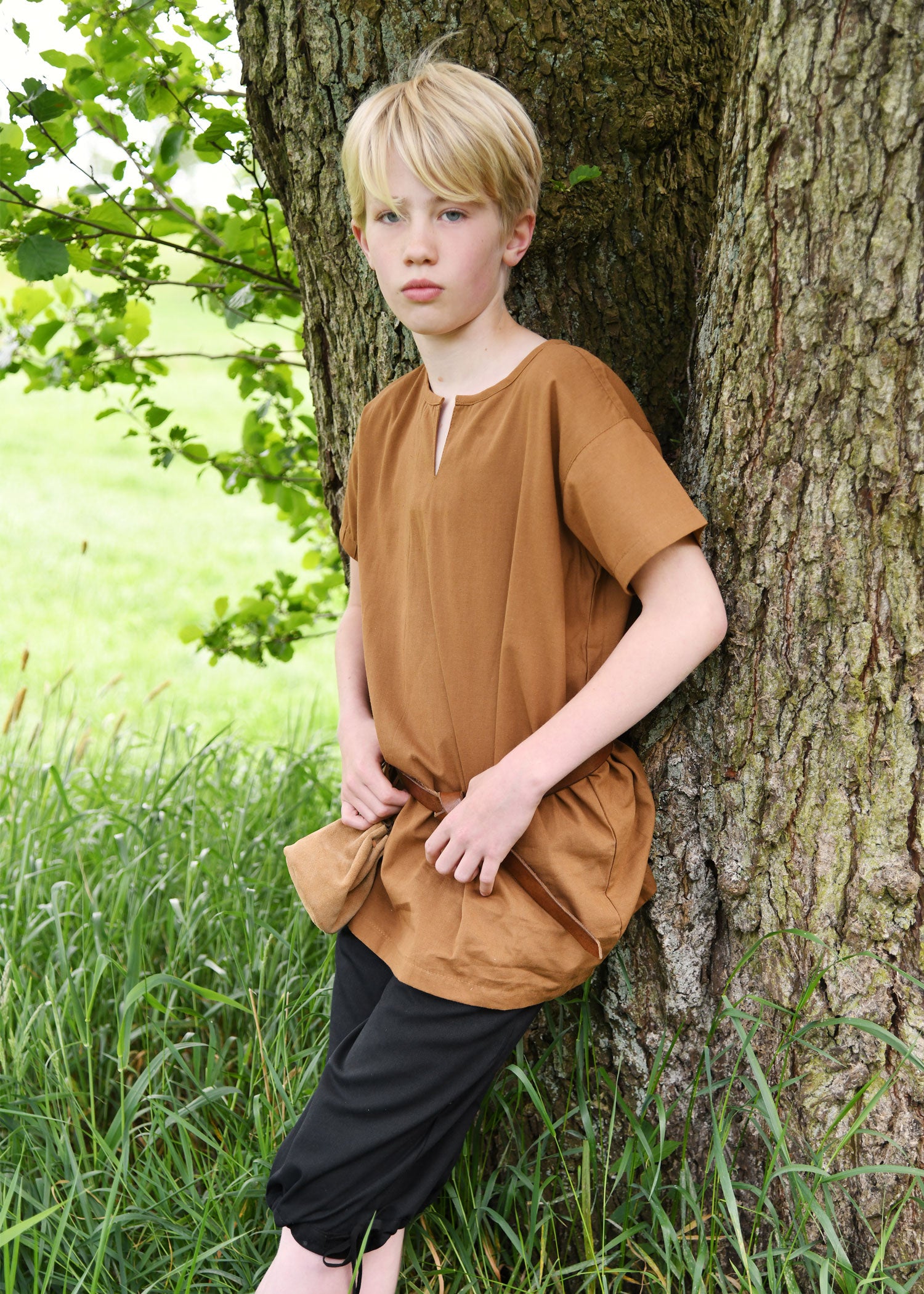 Imagen única de: Túnica Medieval Infantil Linus, Manga Corta, Beige Marrón