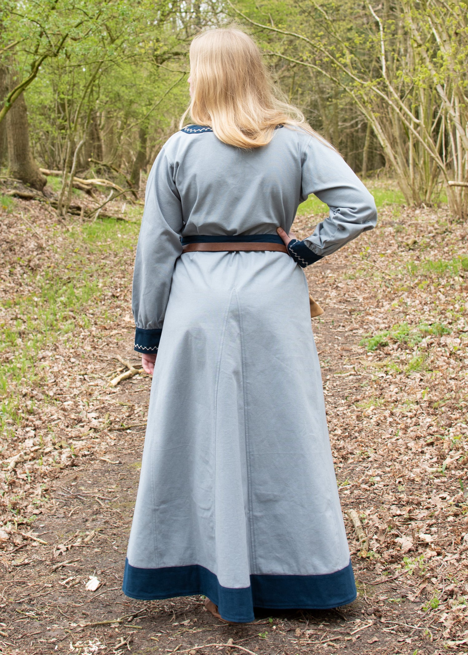 Imagen única de: Vestido Vikingo Jona, Azul-gris/azul