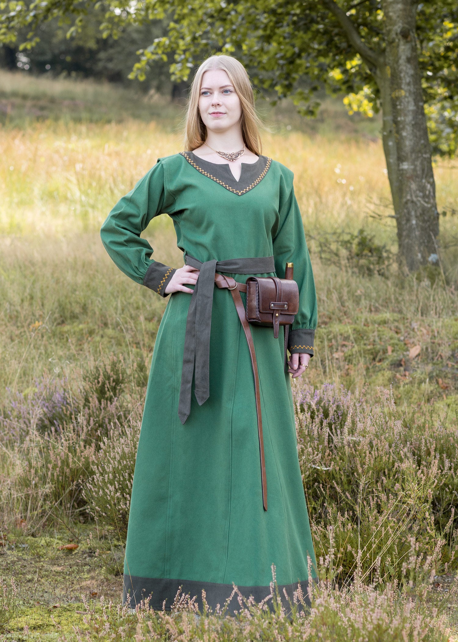 Imagen única de: Vestido Vikingo Jonah, Verde