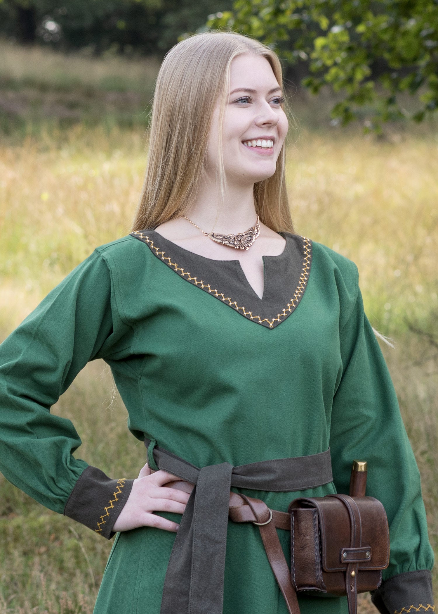 Imagen única de: Vestido Vikingo Jonah, Verde