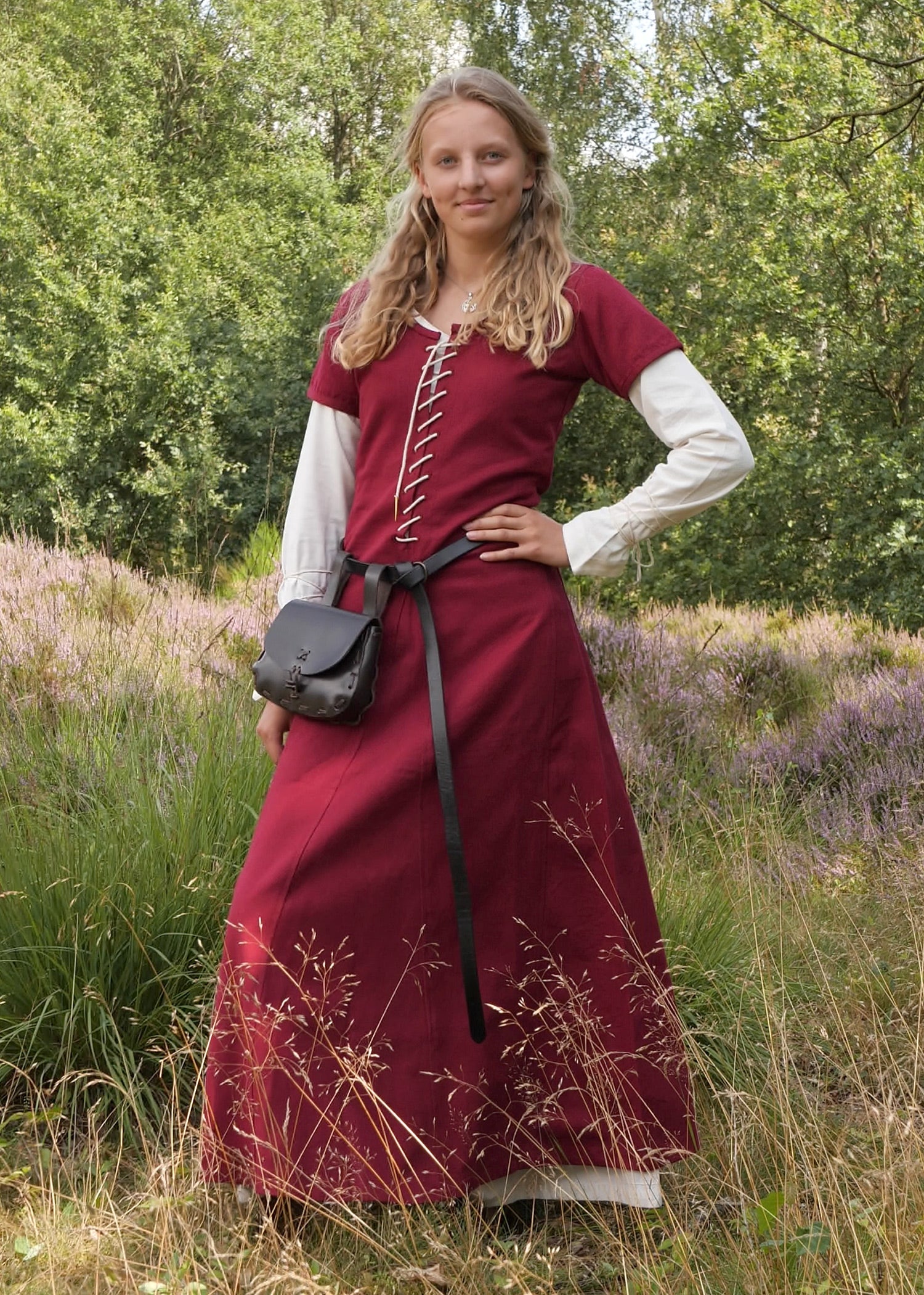 Imagen 2 - Cotehardie Ava De Manga Corta, Vestido Medieval, Rojo Vino