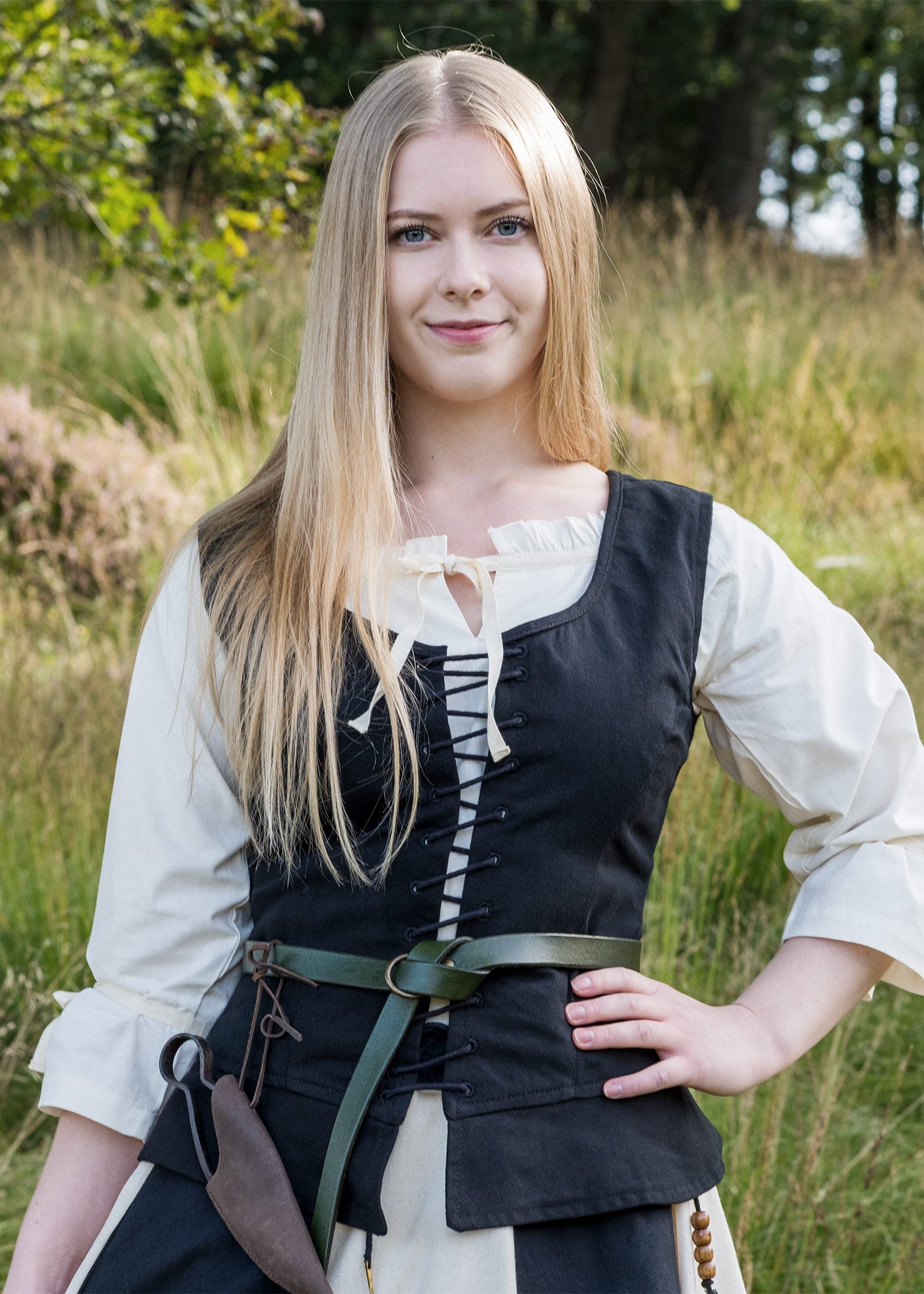 Imagen única de: Corsé Medieval Tilda, Negro