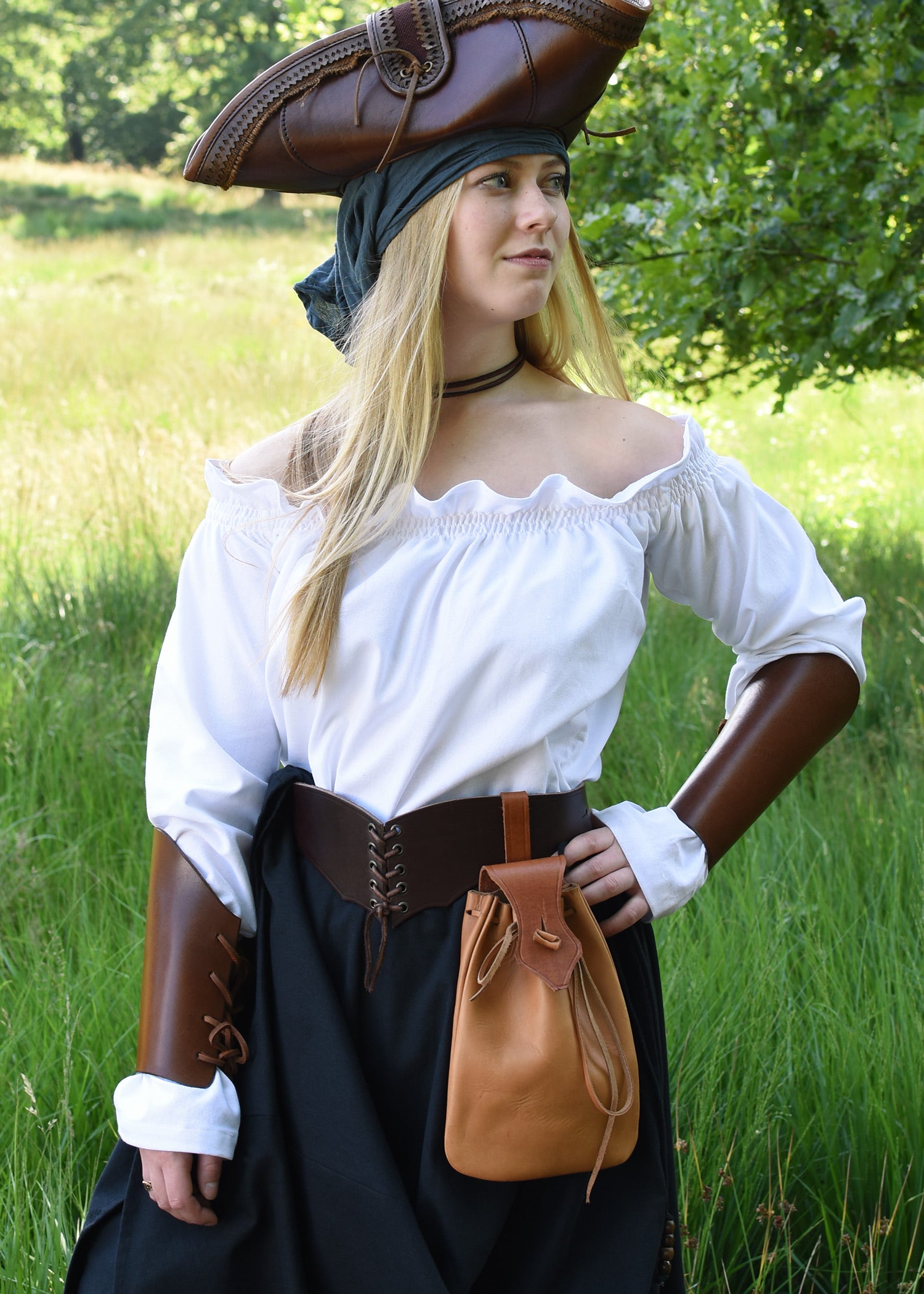 Imagen 4 - Blusa Medieval Carmen, Blanca