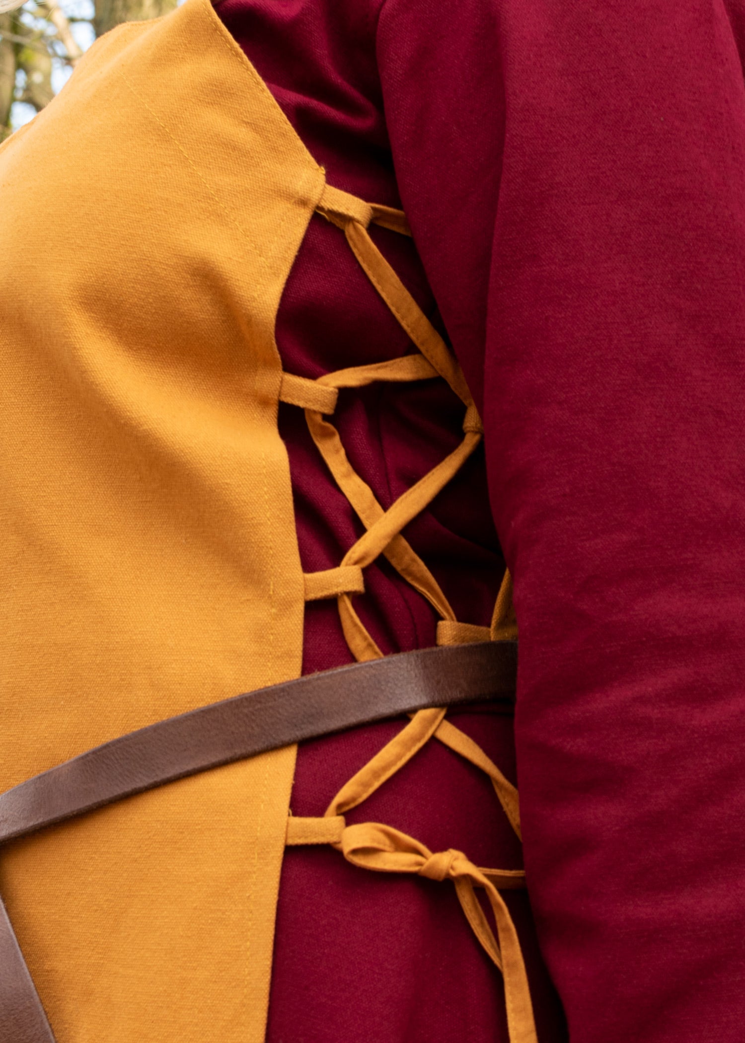 Imagen única de: Vestido Vikingo, Delantal Tinna, Amarillo Mostaza