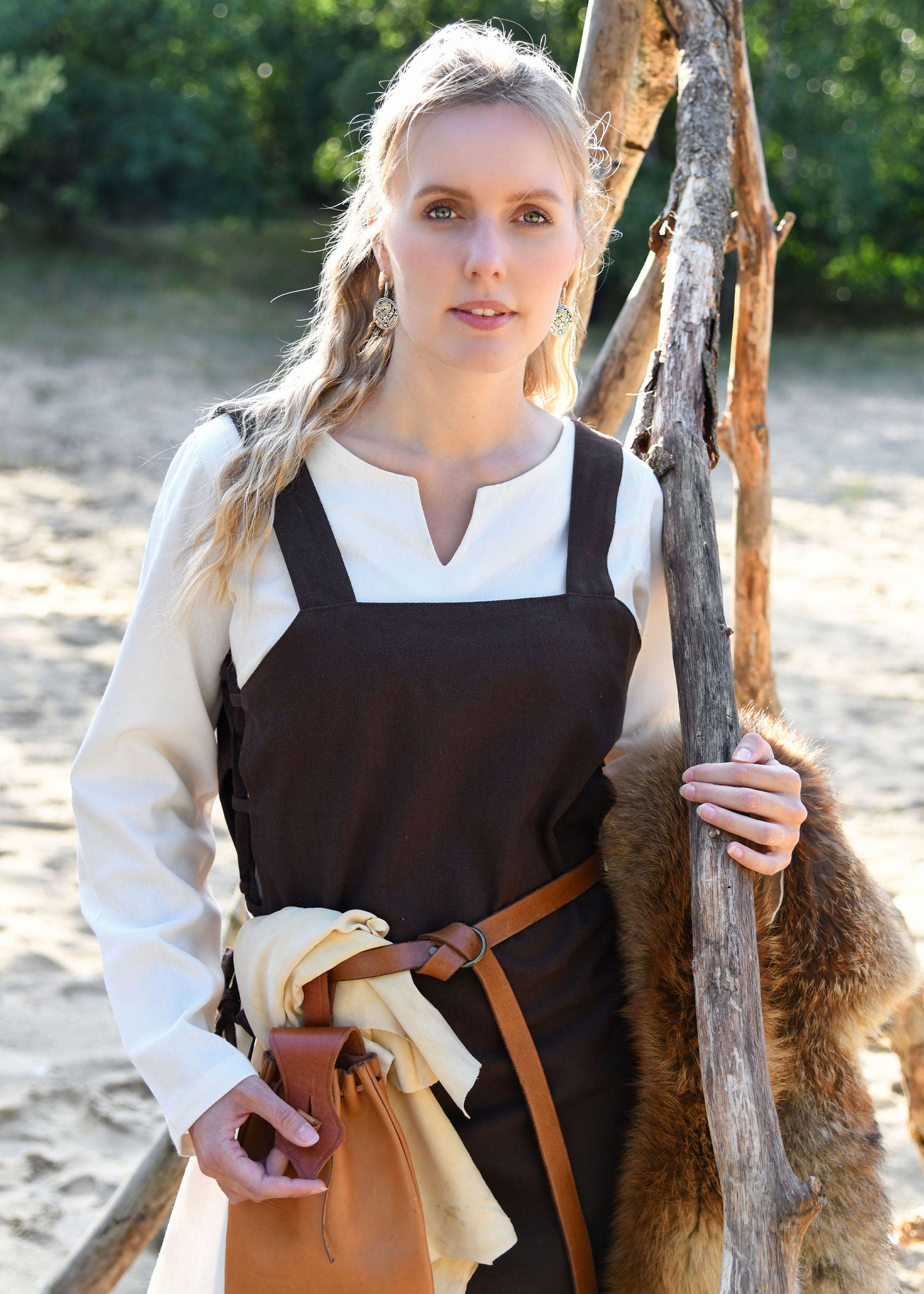 Imagen única de: Vestido Medieval Ligero Milla, Vestido Vikingo, Natural