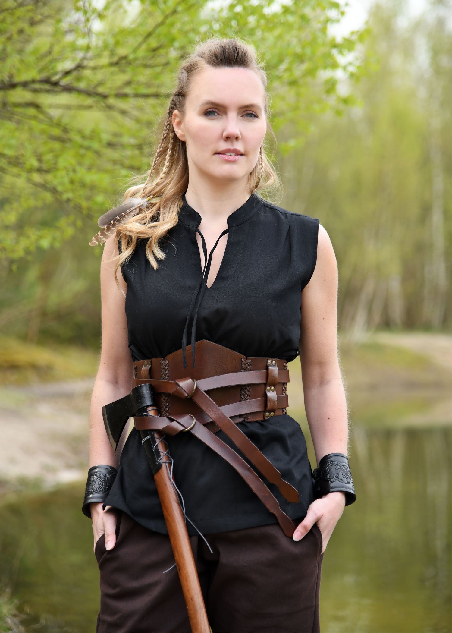 Imagen única de: Blusa Medieval Sin Mangas Levke, Negro