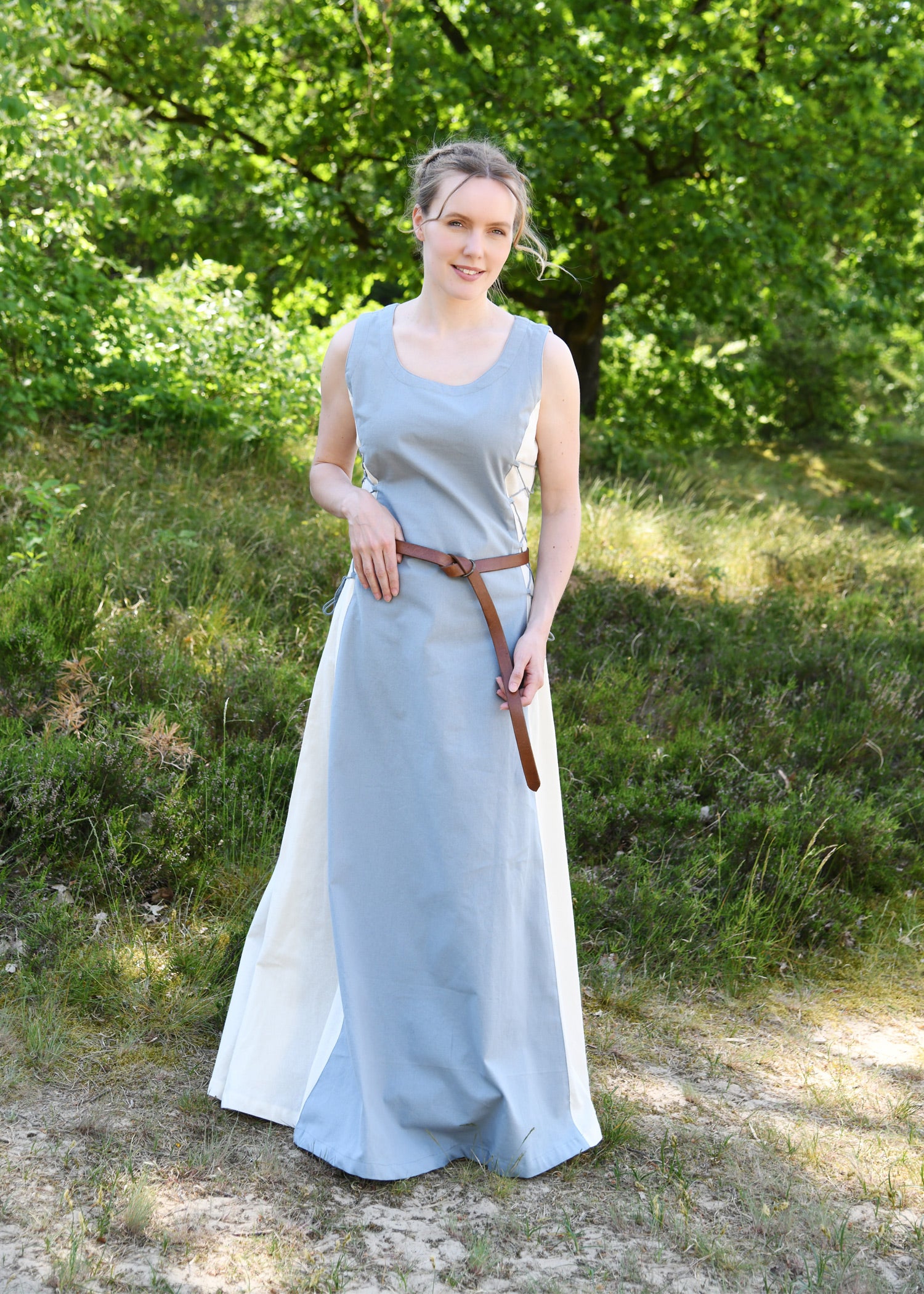 Imagen única de: Vestido Largo Sin Mangas Jarle, Vestido Estilo Pichi, Azul-gris/natural