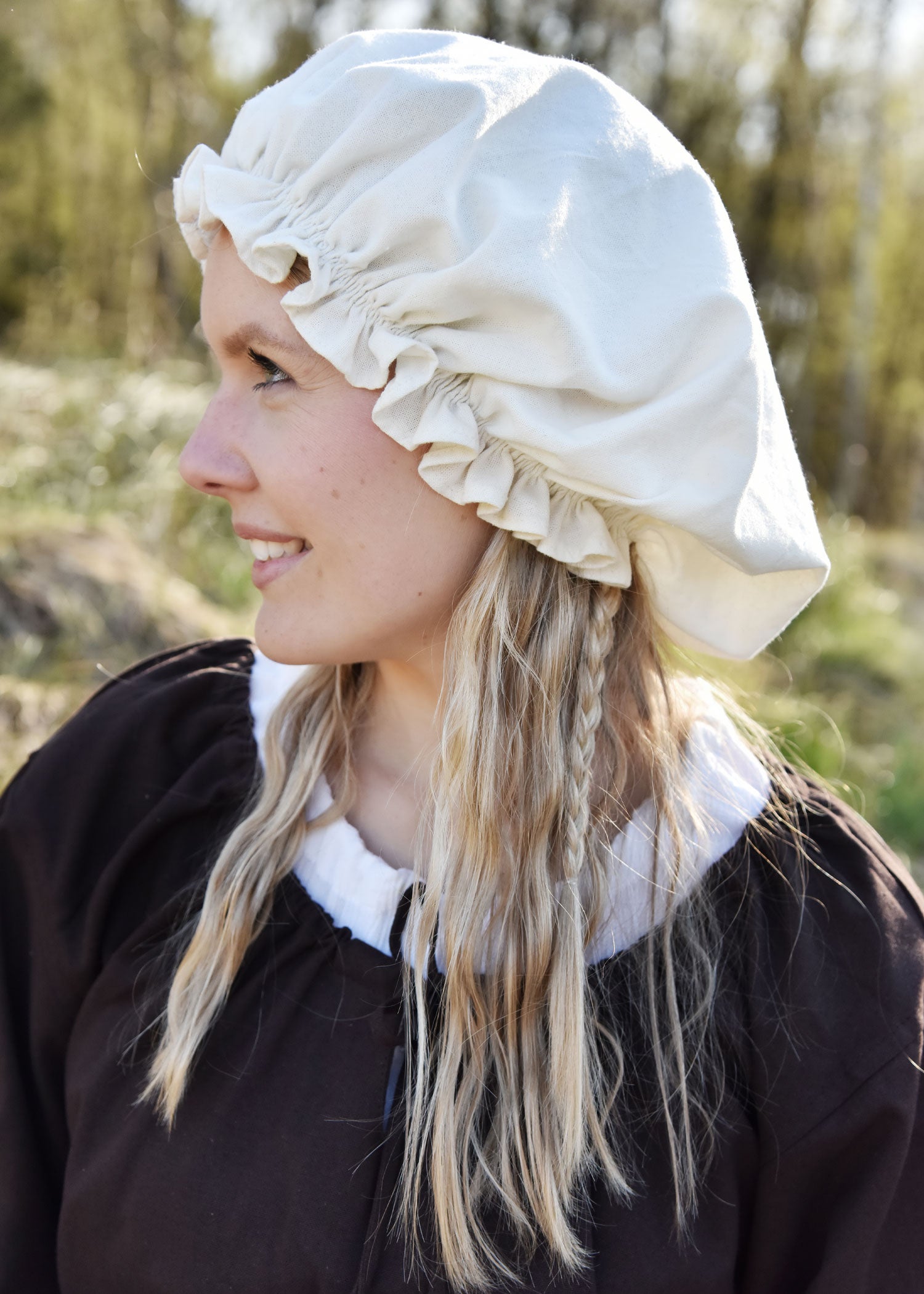 Imagen única de: Capucha Medieval Para Mujer, Natural.