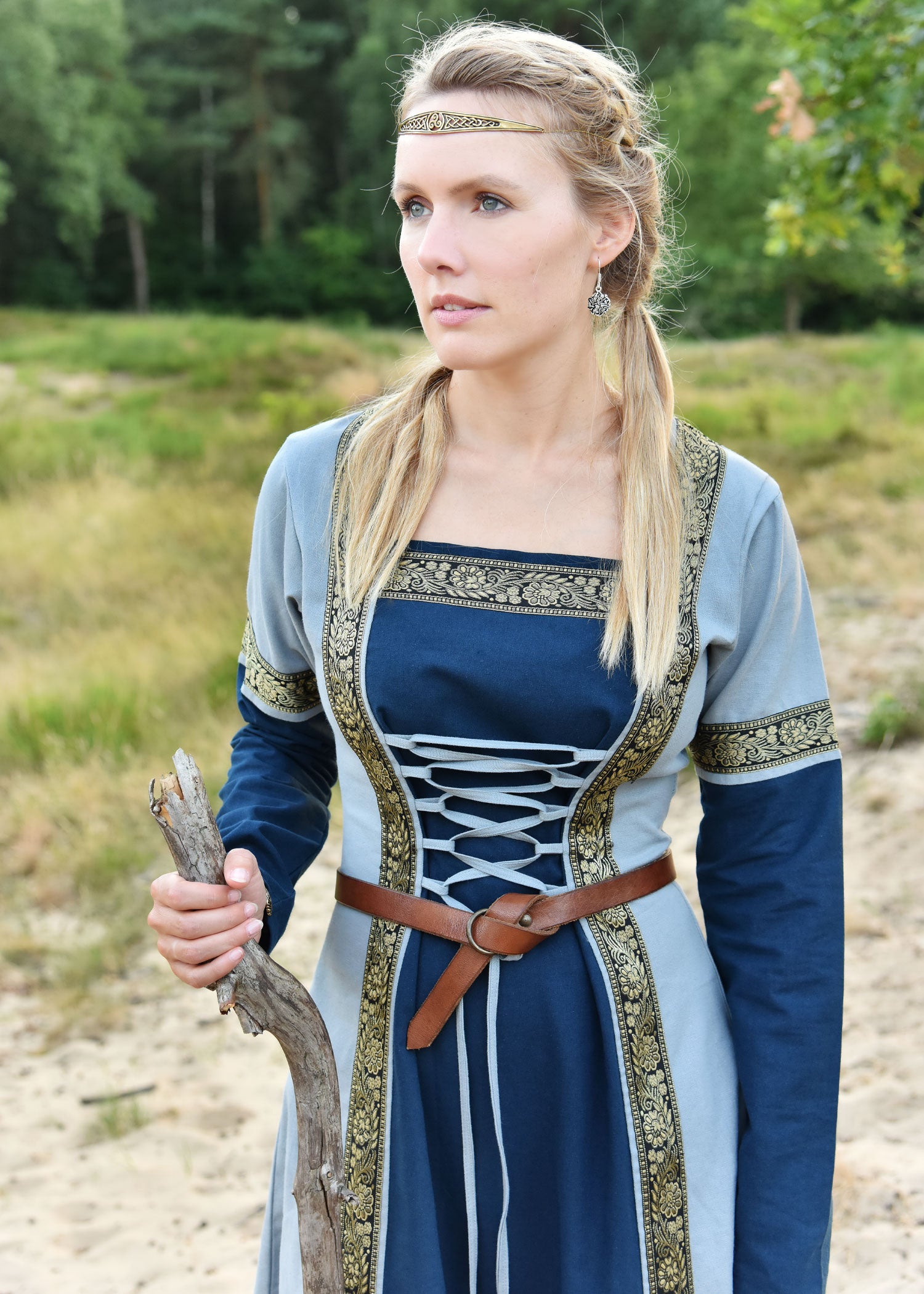 Imagen 3 - Vestido Medieval Eleanor, Azul/azul-gris