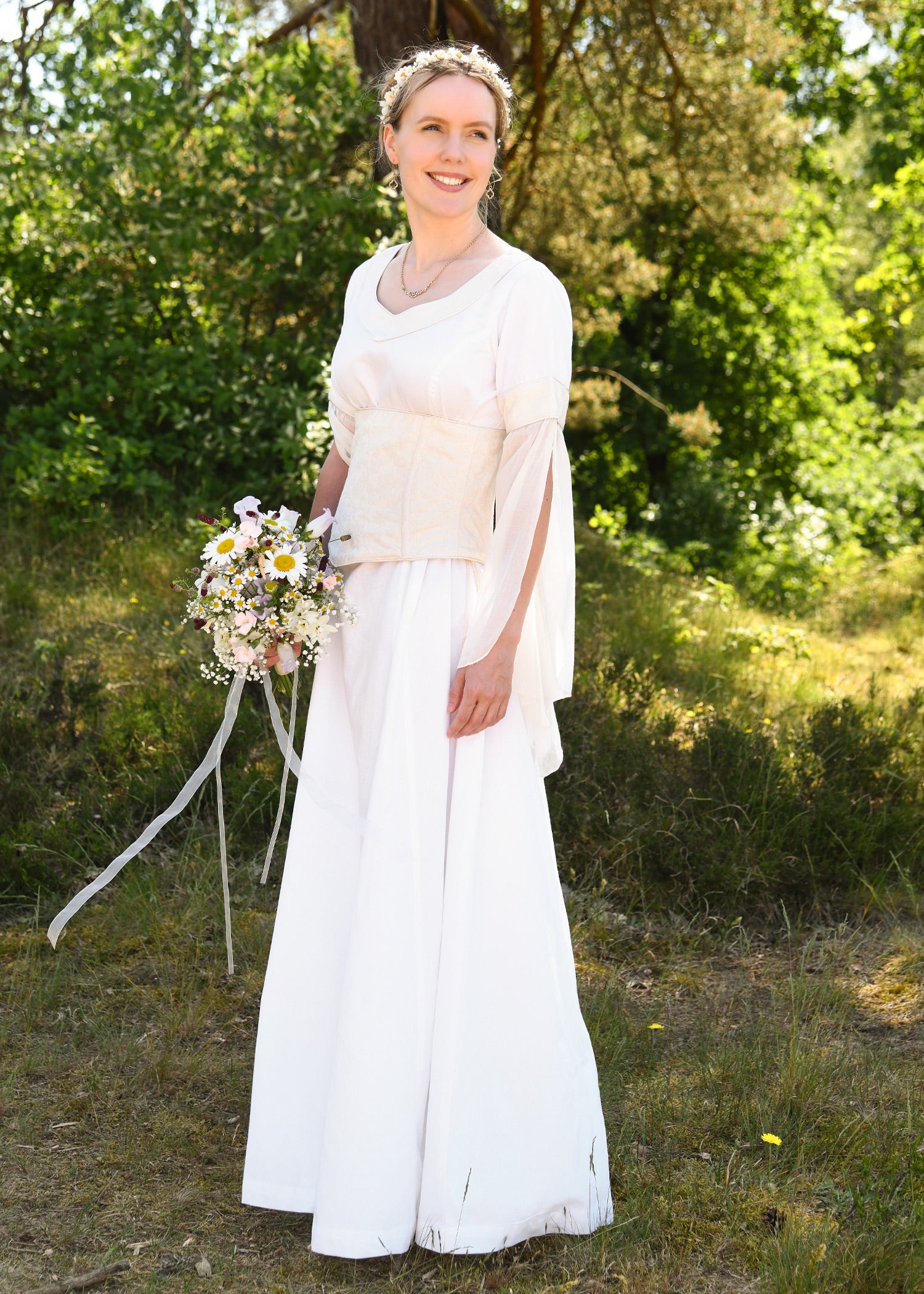 Imagen única de: Vestido De Novia Medieval Con Corsé, Vestido De Novia Fino, Blanco/natural