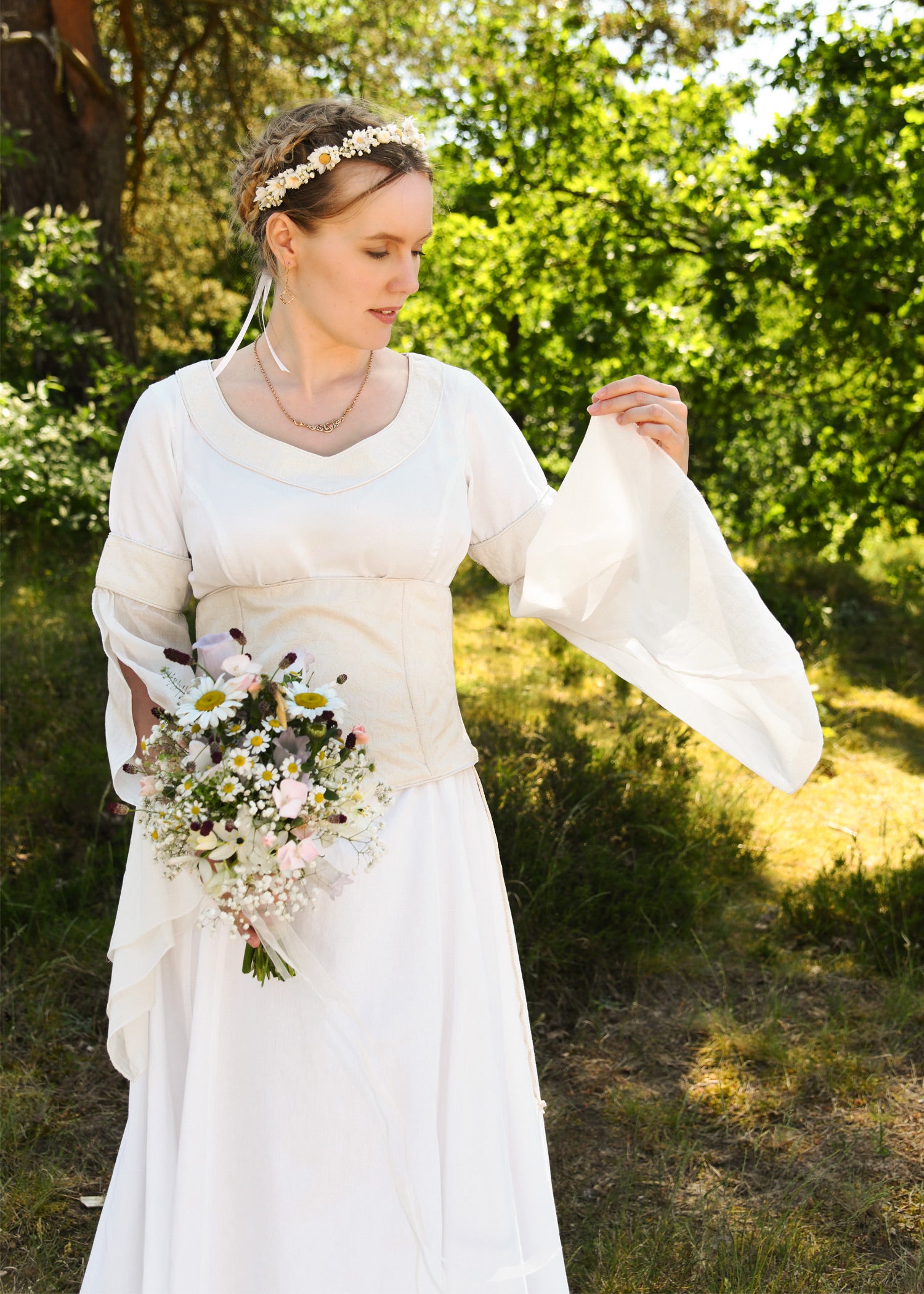 Imagen única de: Vestido De Novia Medieval Con Corsé, Vestido De Novia Fino, Blanco/natural