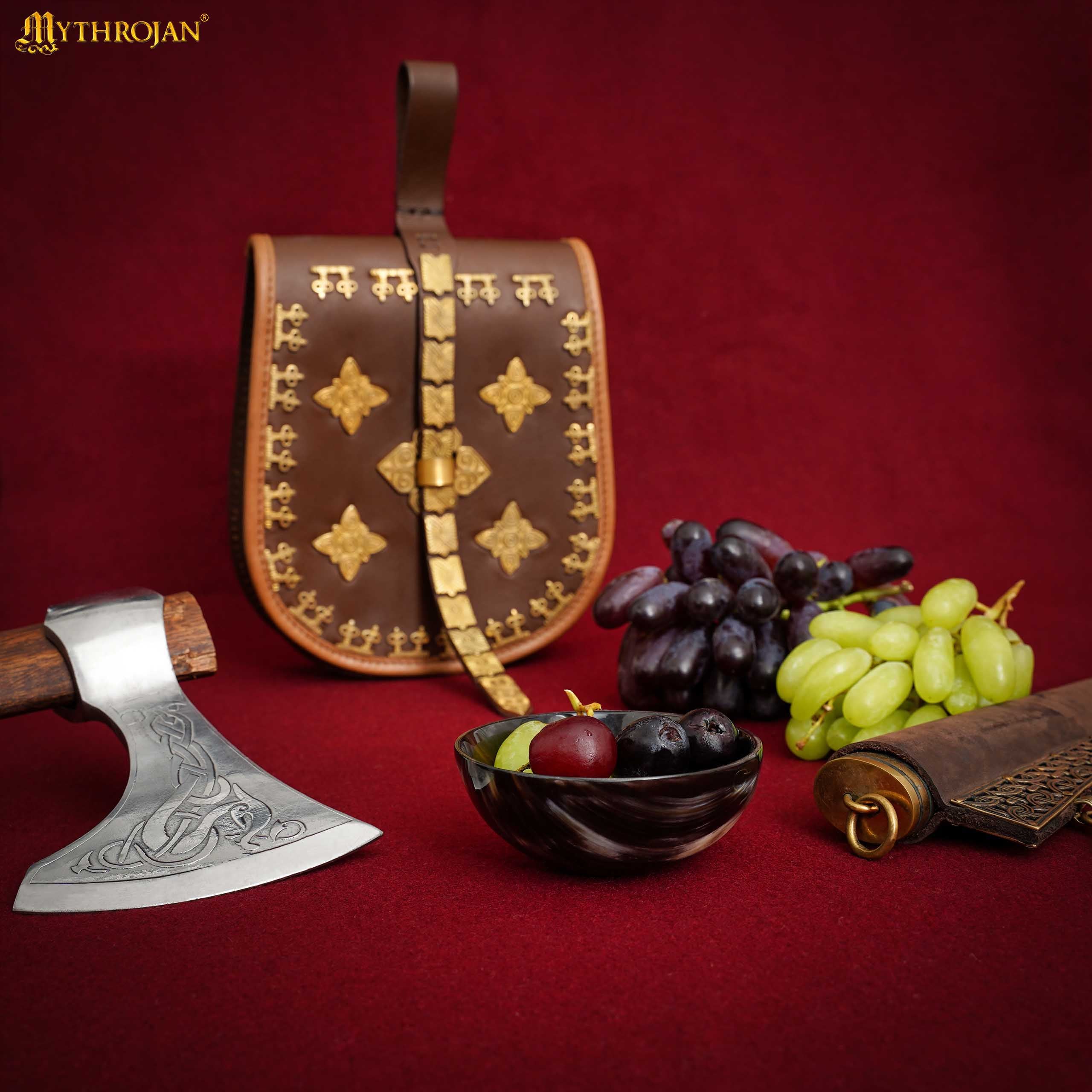 Imagen única de: Cuenco de Cuerno de Buey Auténtico Hecho a Mano - Plato Vikingo Pulido para Servir
