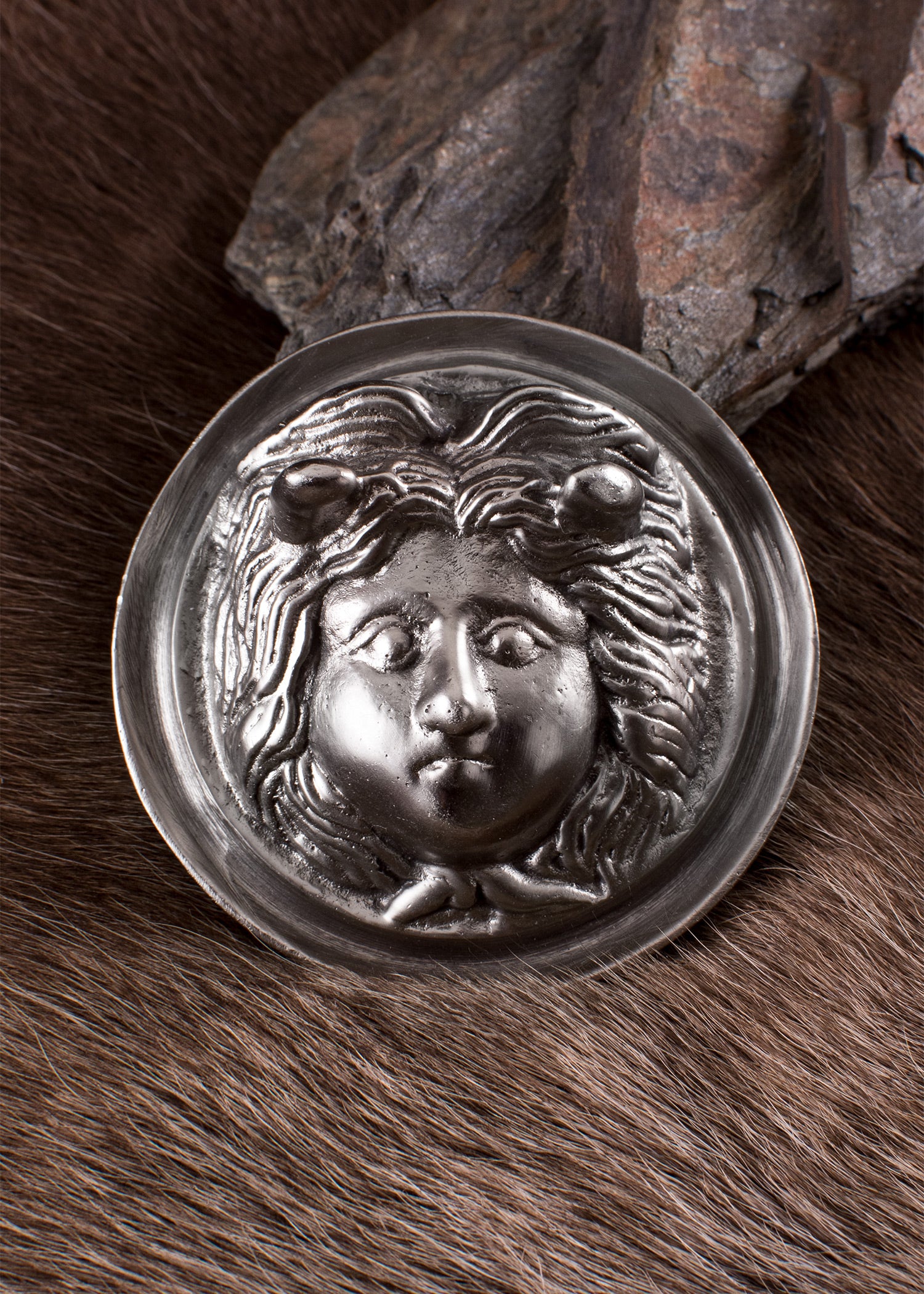 Imagen única de: Falera Romana Grande, Gorgone Medusa, Latón Estañado