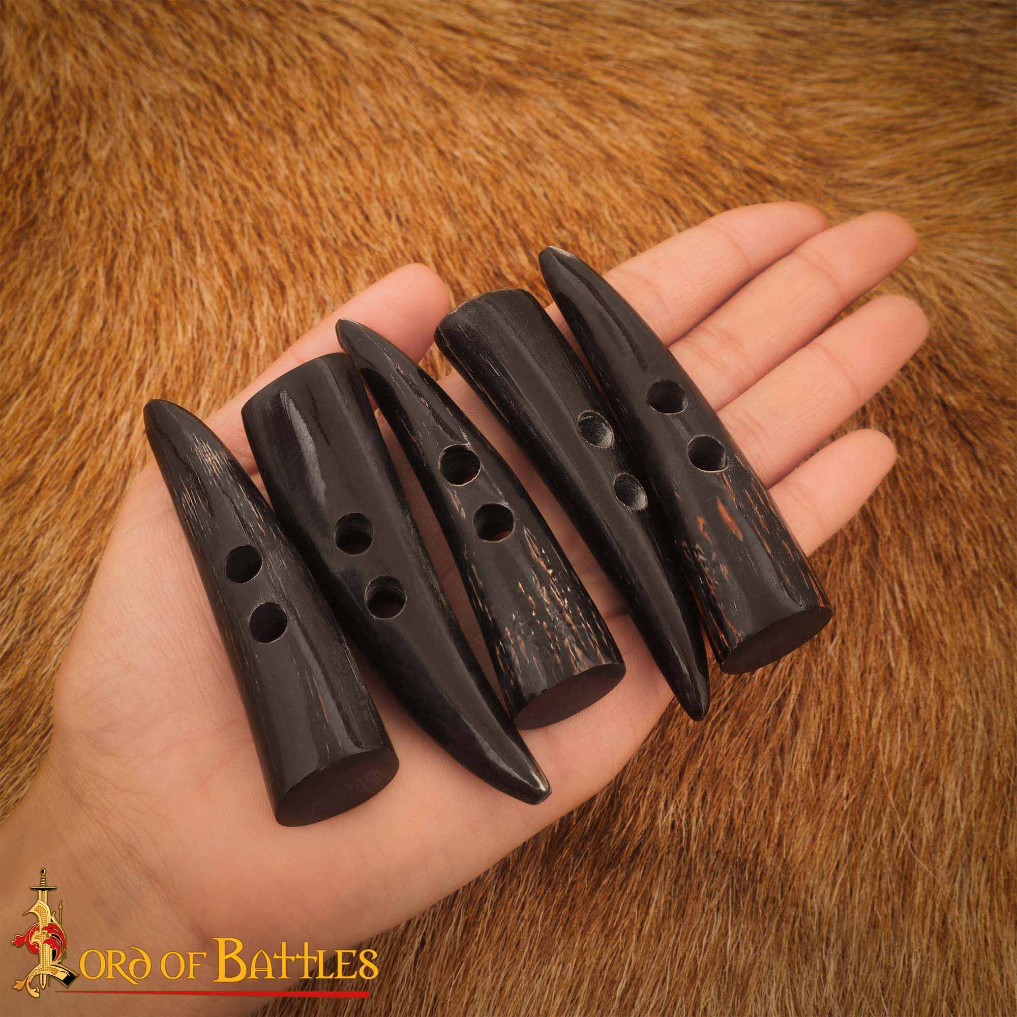Imagen única de: Toggles Medievales Vikingos de Cuerno de Buey - Juego de 5 Cierres Artesanales de Cuerno Natural