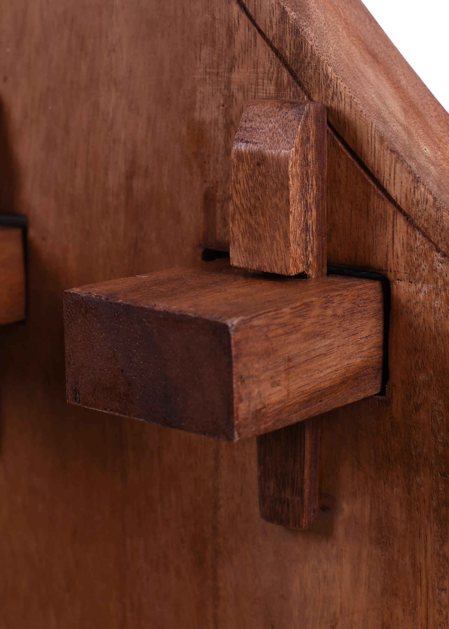 Imagen única de: Estante Vikingo De Madera Con Cabeza De Dragón, Grande