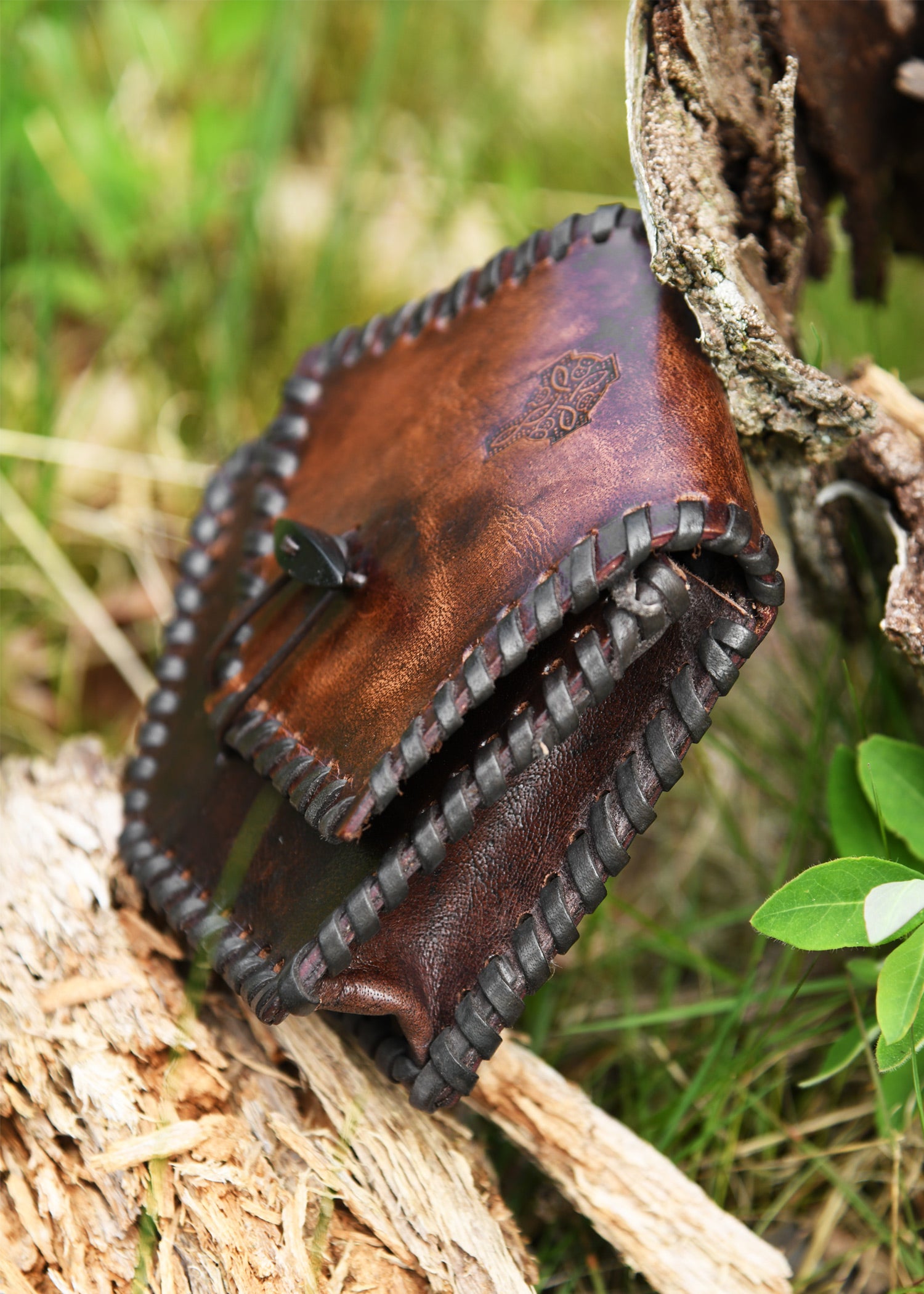 Imagen única de: Bolso De Cuero Celta, Riñonera Medieval Con Motivo Picto