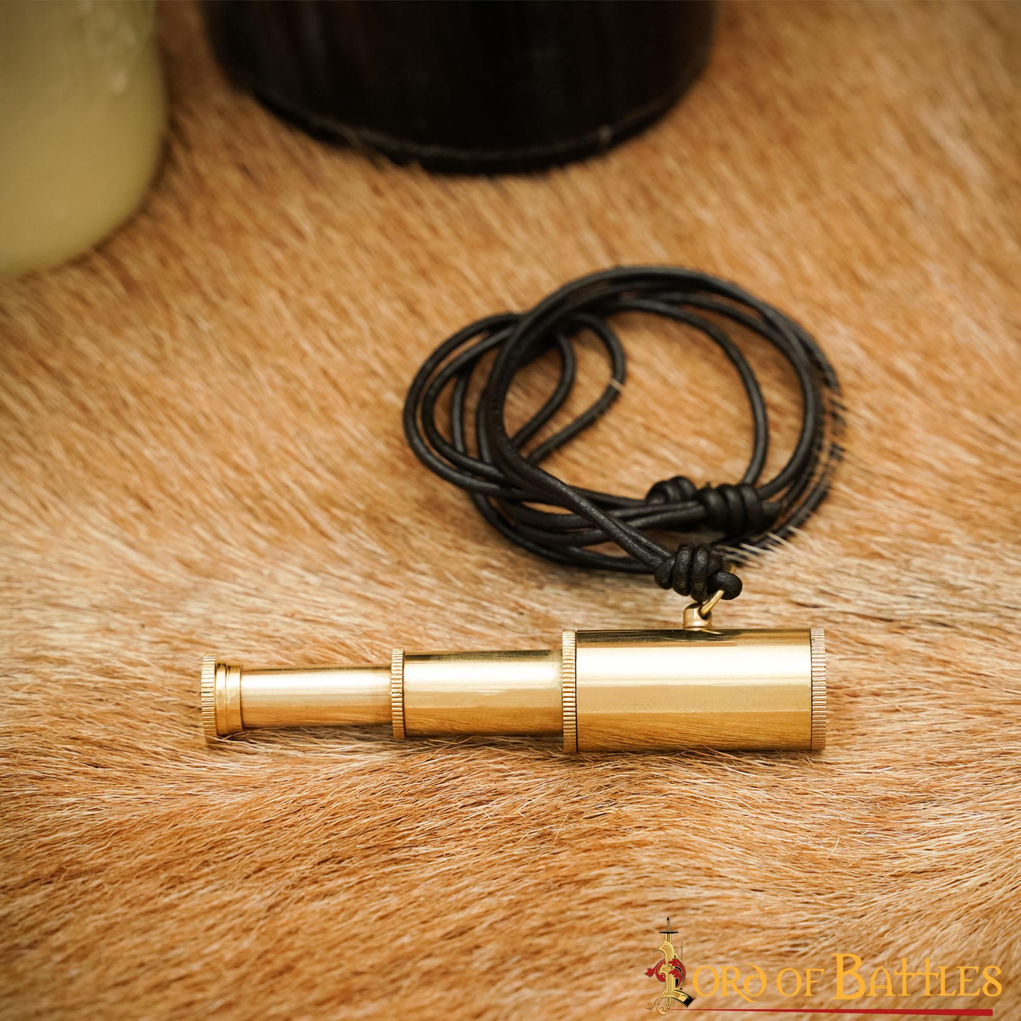 Imagen única de: Colgante Pirata Telescopio de Latón - Mini Collar Catalejo para Disfraces Históricos Náuticos