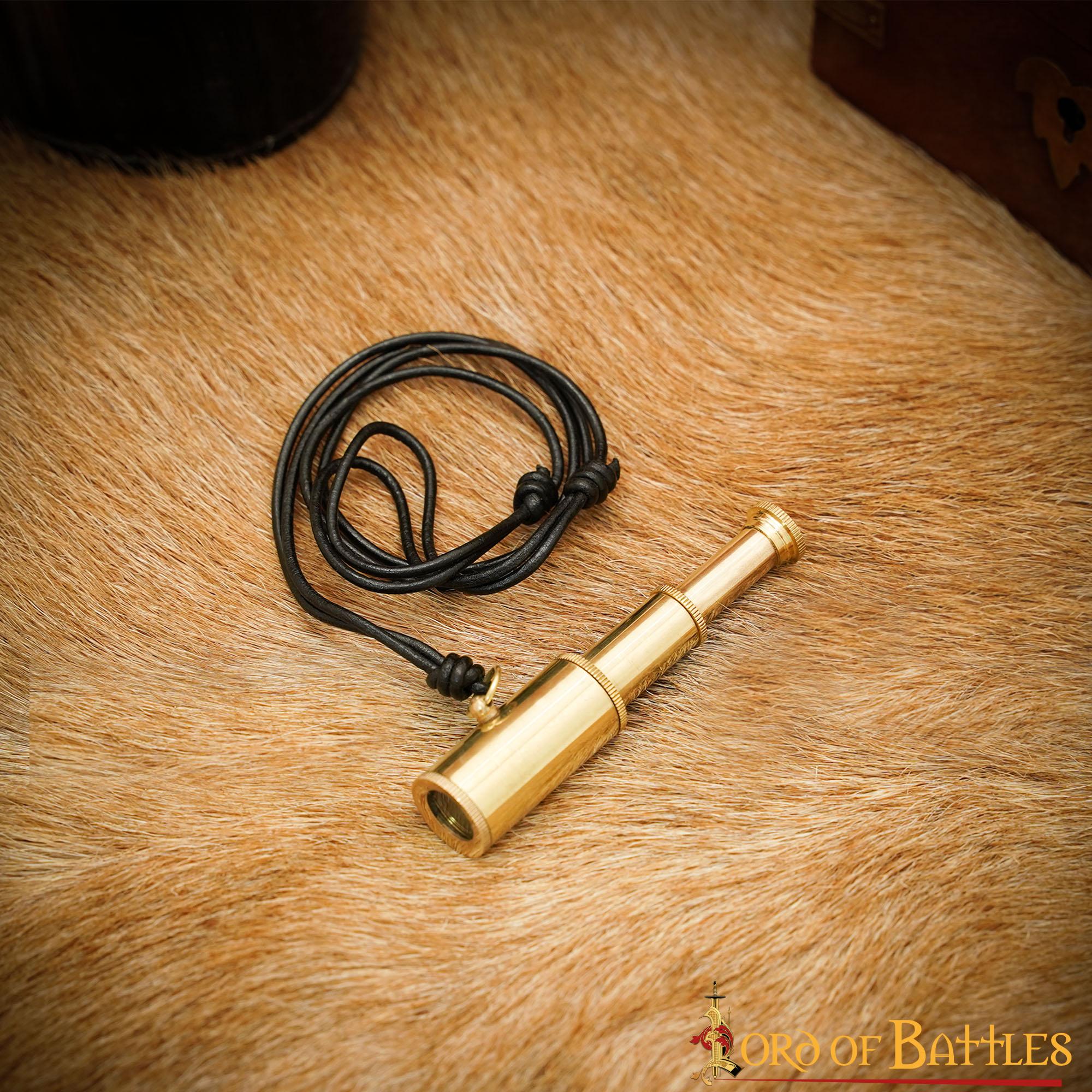 Imagen única de: Colgante Pirata Telescopio de Latón - Mini Collar Catalejo para Disfraces Históricos Náuticos