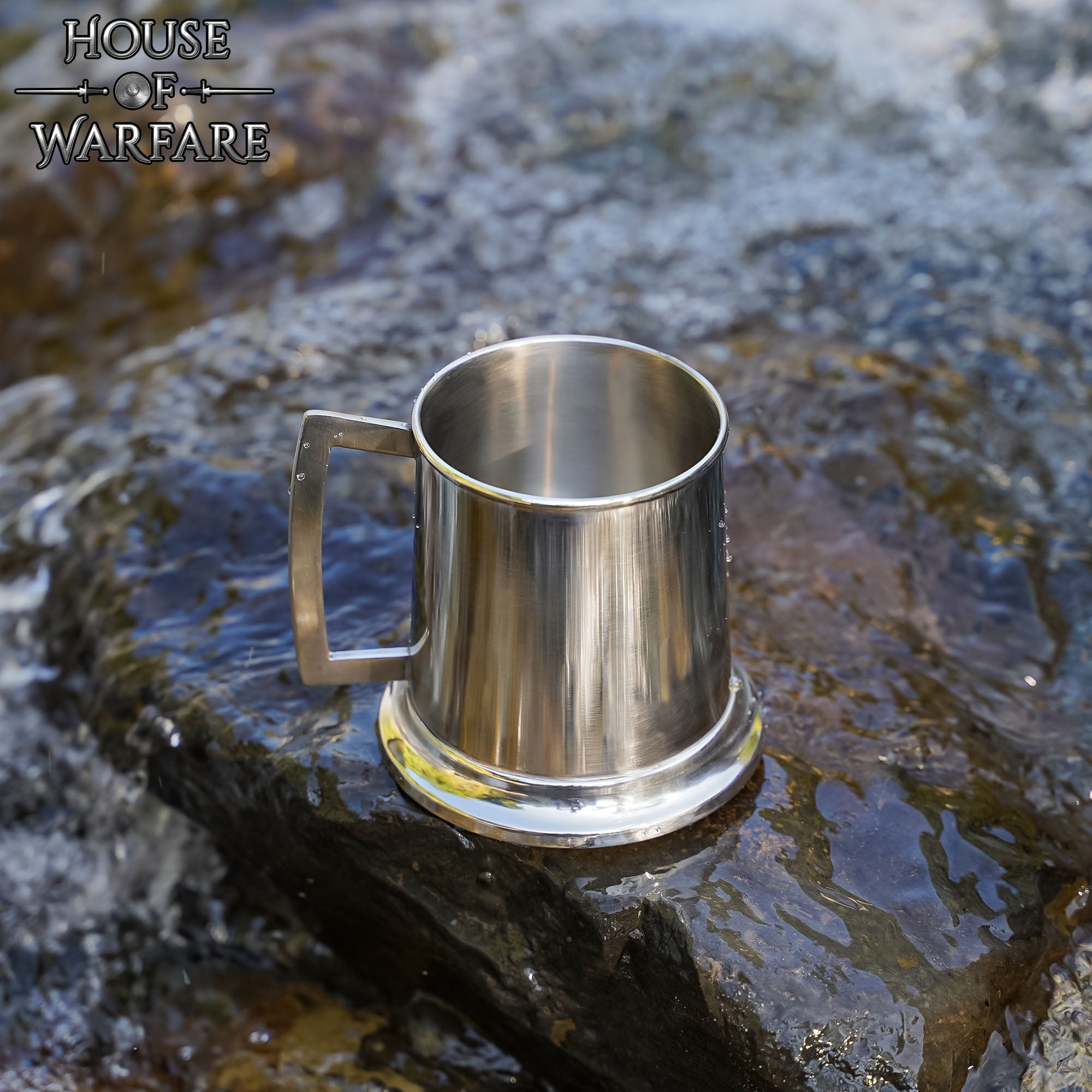 Imagen única de: Jarra Medieval de Acero Pulido - 4,5 Pulgadas, 660 Ml de Capacidad