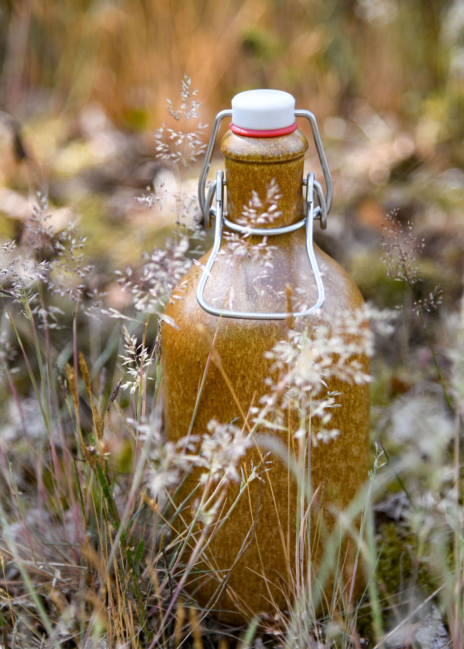 Imagen 6 - Botella De Barro Con Tapa Abatible, 0,5 Litros