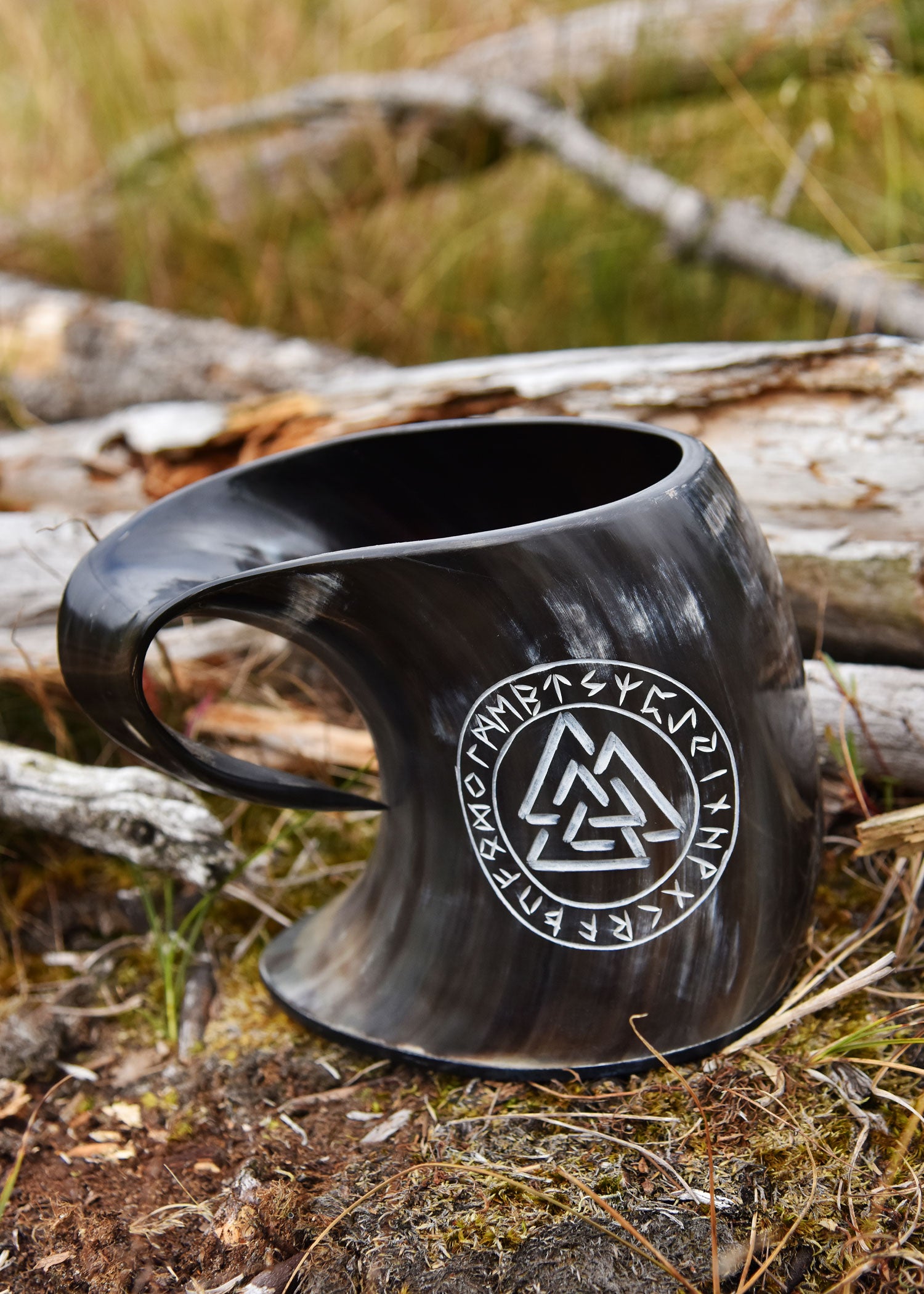 Imagen única de: Jarra De Cerveza De Cuerno - Valknut