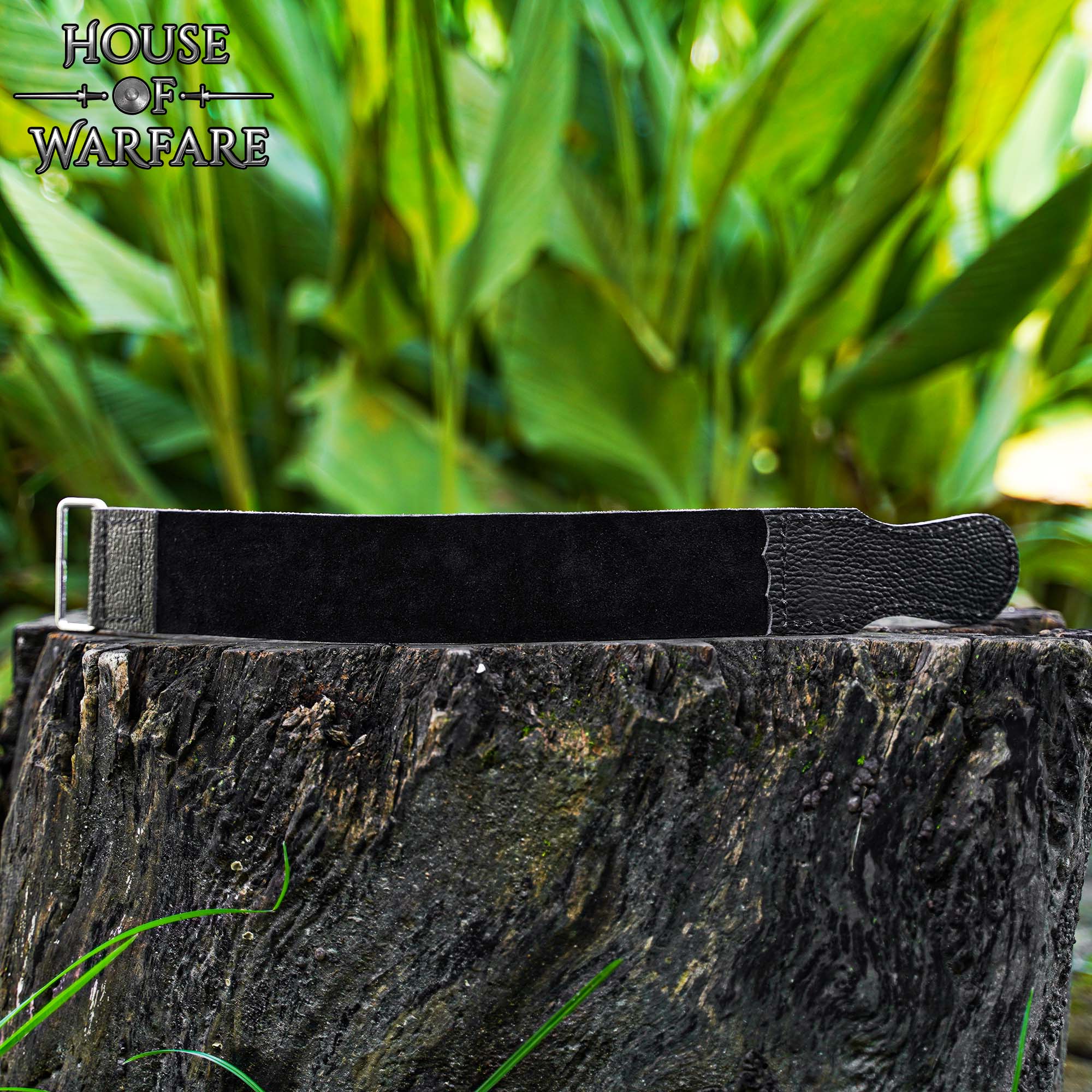 Imagen única de: Afilador de Navajas de Cuero Auténtico de Primera Calidad con Lazo Metálico - Correa de Afilar de Cuero Negro para Cuchillos y Navajas