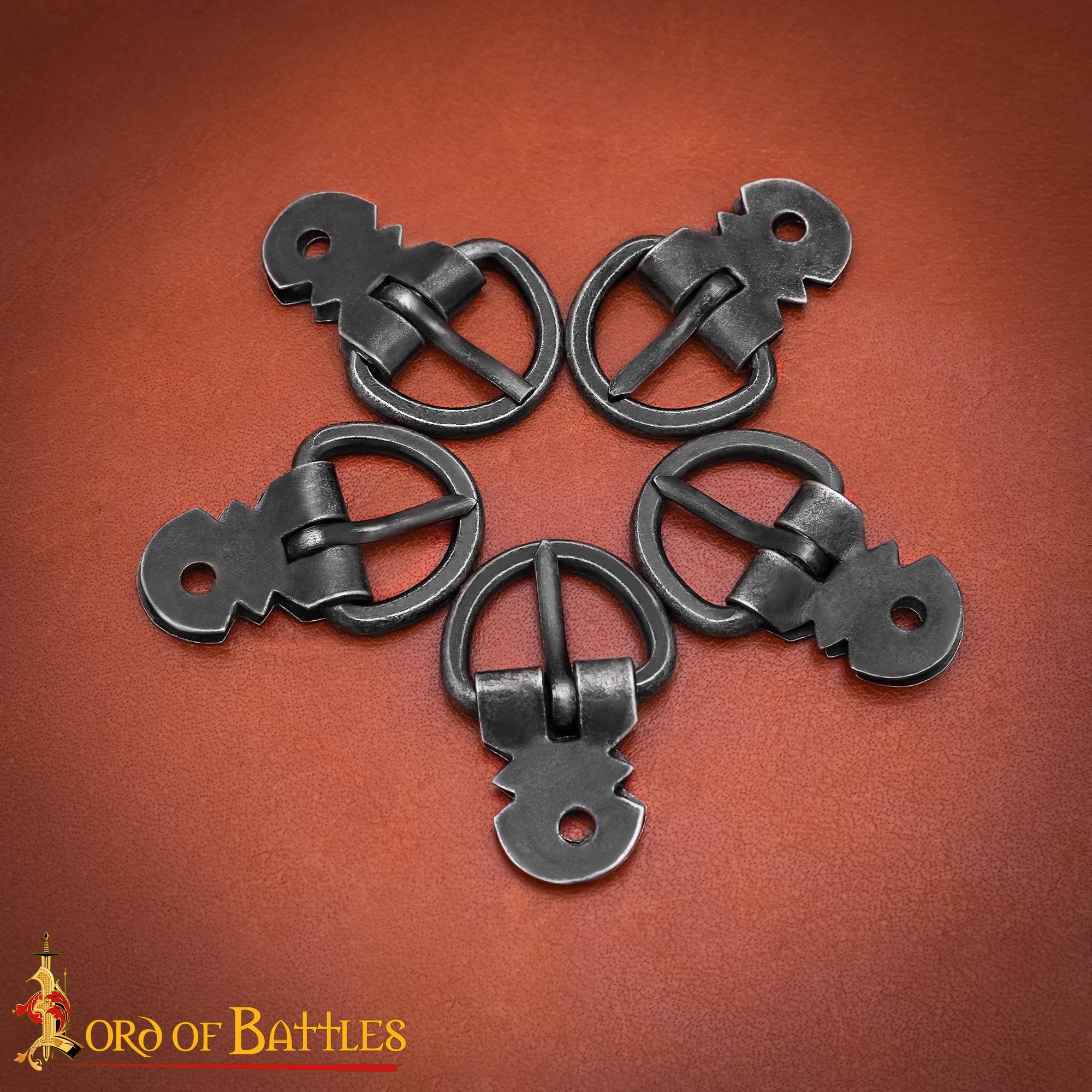 Imagen única de: Juego de Hebillas para Armadura de Placas Medieval - Hierro Ennegrecido Forjado a Mano (juego de 5)