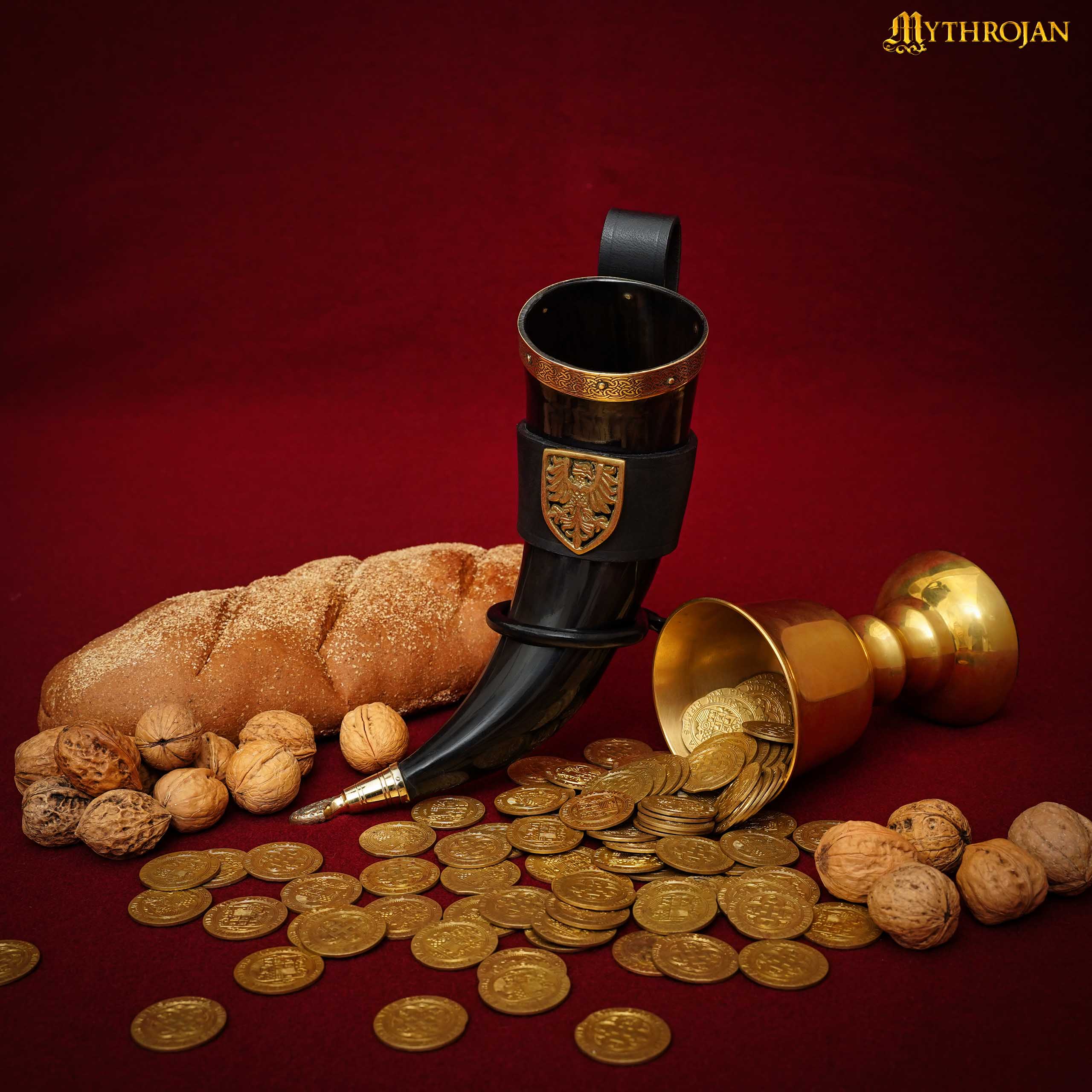 Imagen única de: Mythrojan The Tournament Champion - 350 Ml Viking Drinking Horn con Soporte de Cuero Negro