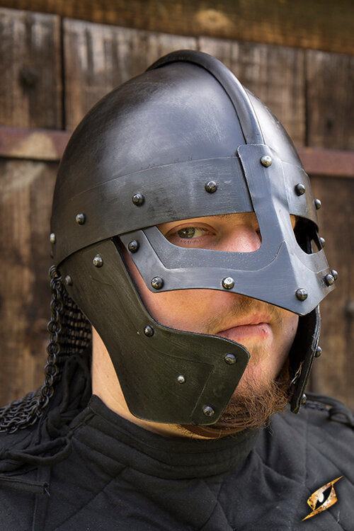Imagen única de: Casco De Cuervo