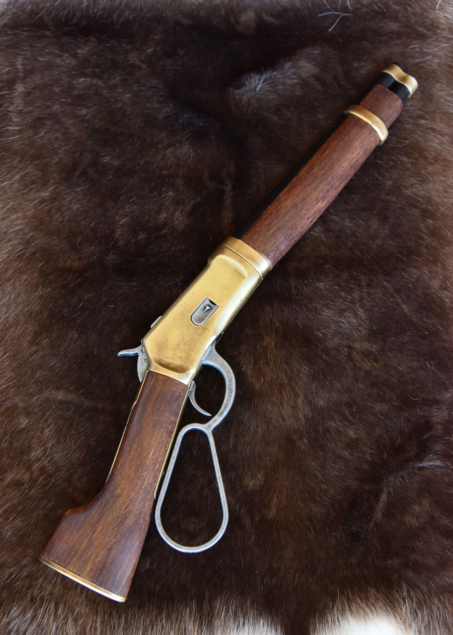 Imagen única de: Rifle Winchester Mare's Leg, 55 Cm, Herrajes De Latón, Réplica