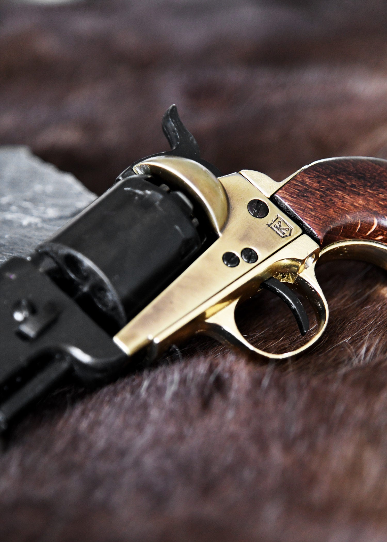 Imagen única de: Colt Navy 1851, Revólver De Percusión, Negro Con Armazón De Latón, Réplica
