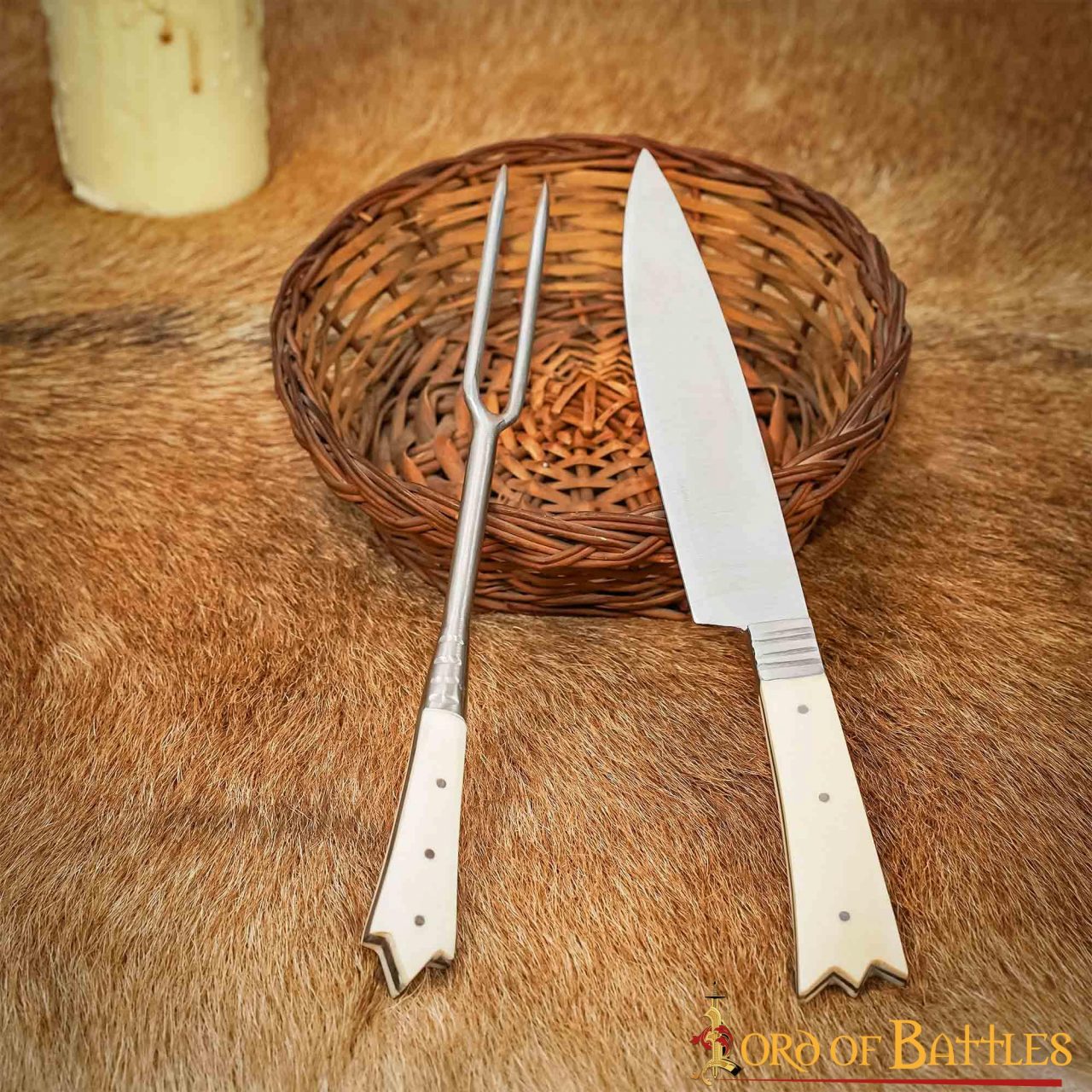 Imagen única de: Cubertería Medieval Cuchillo y Tenedor Acero Inoxidable con Mango de Hueso