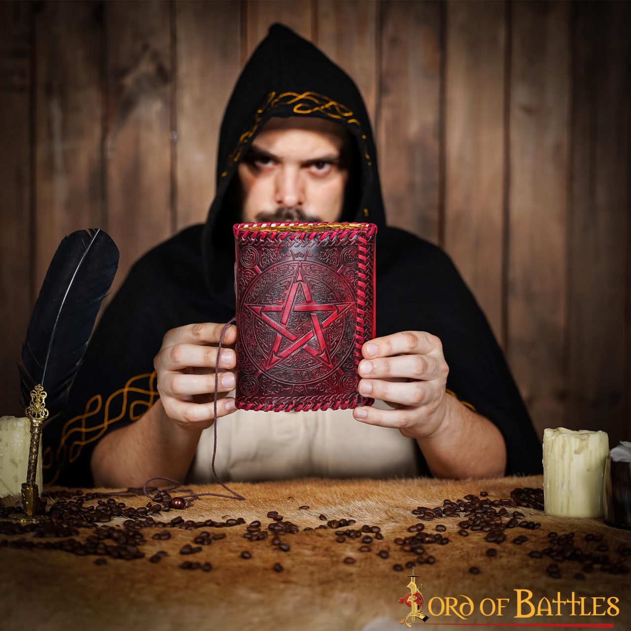 Imagen única de: Diario Medieval Hecho a Mano Diario de Piel Auténtica Hecho a Mano