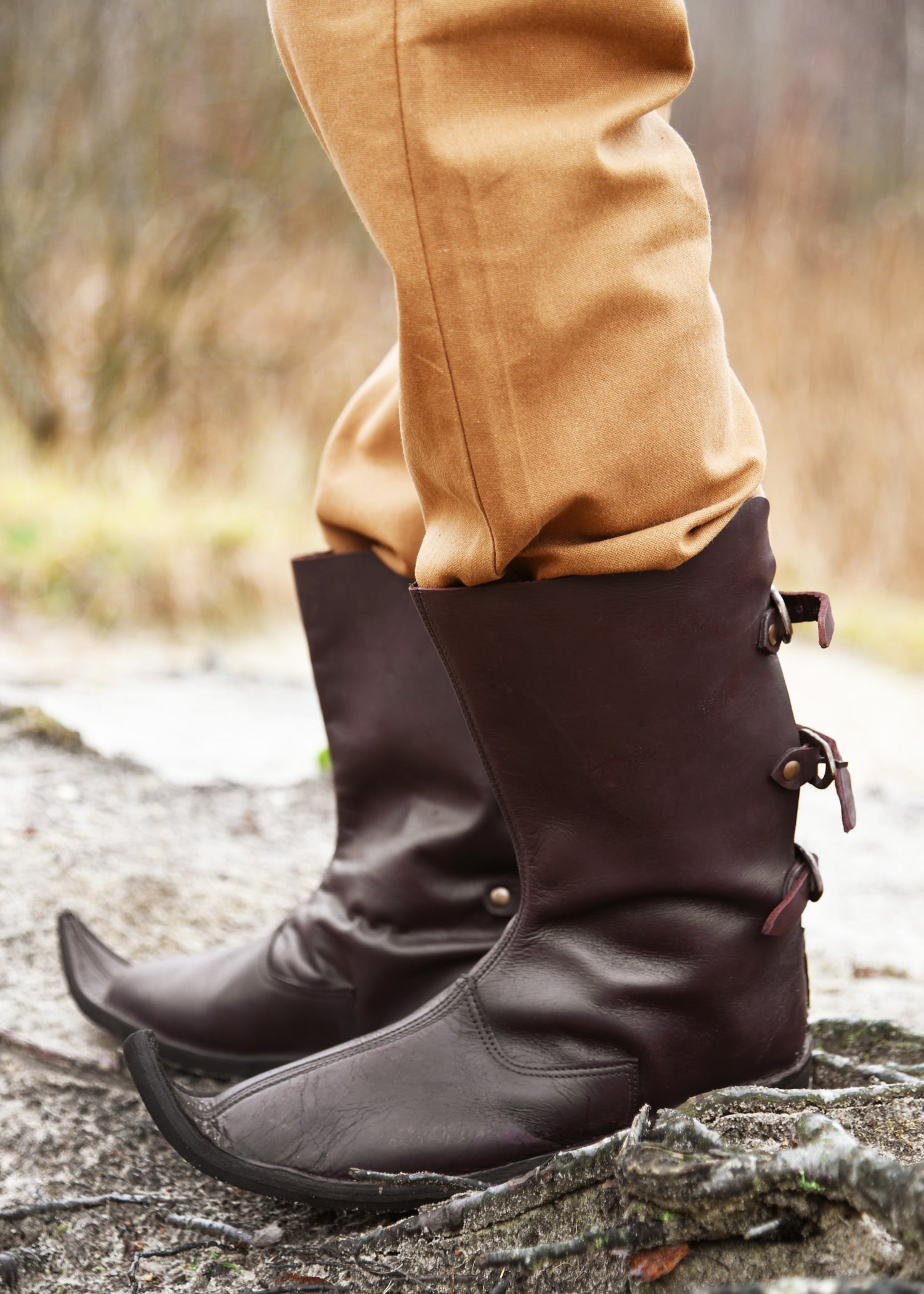 Imagen única de: Botas De Pico Con Tres Hebillas, Marrón Oscuro.