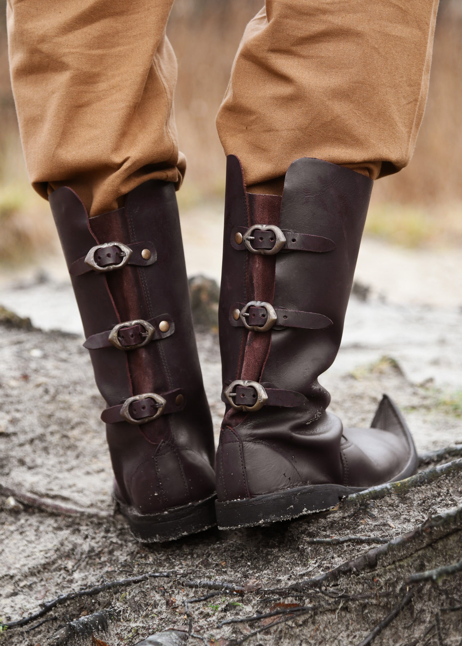 Imagen única de: Botas De Pico Con Tres Hebillas, Marrón Oscuro.