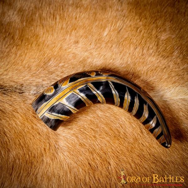 Imagen única de: Cuerno para Beber Vikingo Medieval 400 - 500 Ml con Diseños Grabados Cuerno de Buey Auténtico Hecho a Mano