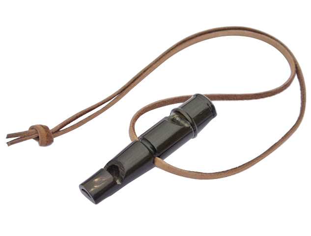 Imagen única de: Silbato de Cuerno Auténtico con Cordón de Cuero