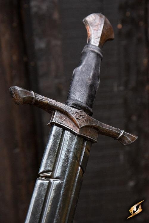 Imagen única de: Espada De Guardabosques Desgastada Por La Batalla